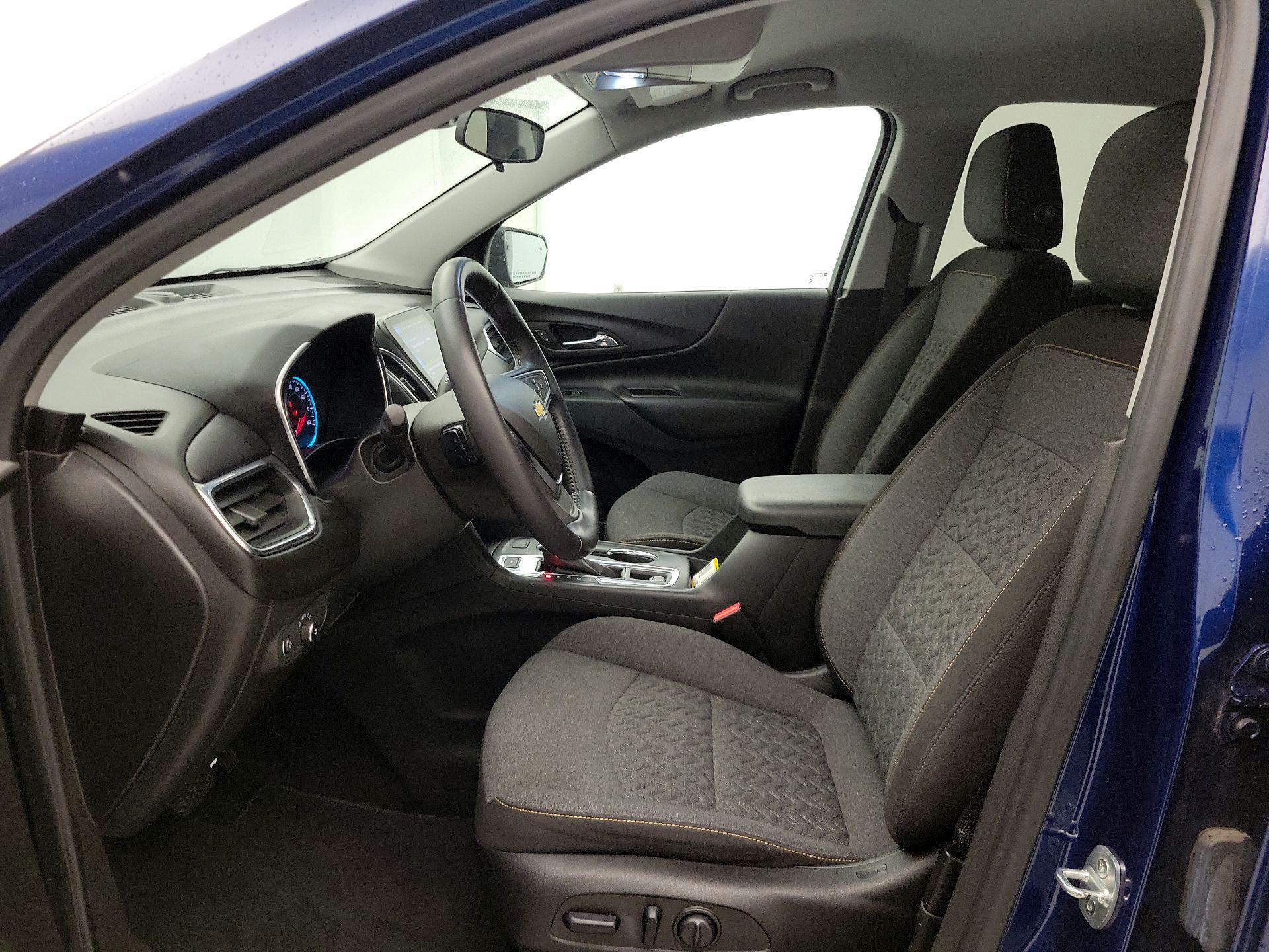 Thumbnail: 2022 Chevrolet Equinox - 11