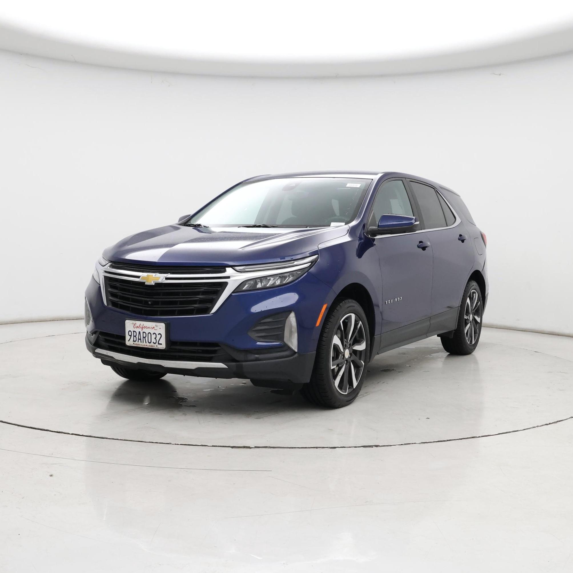 Thumbnail: 2022 Chevrolet Equinox - 4