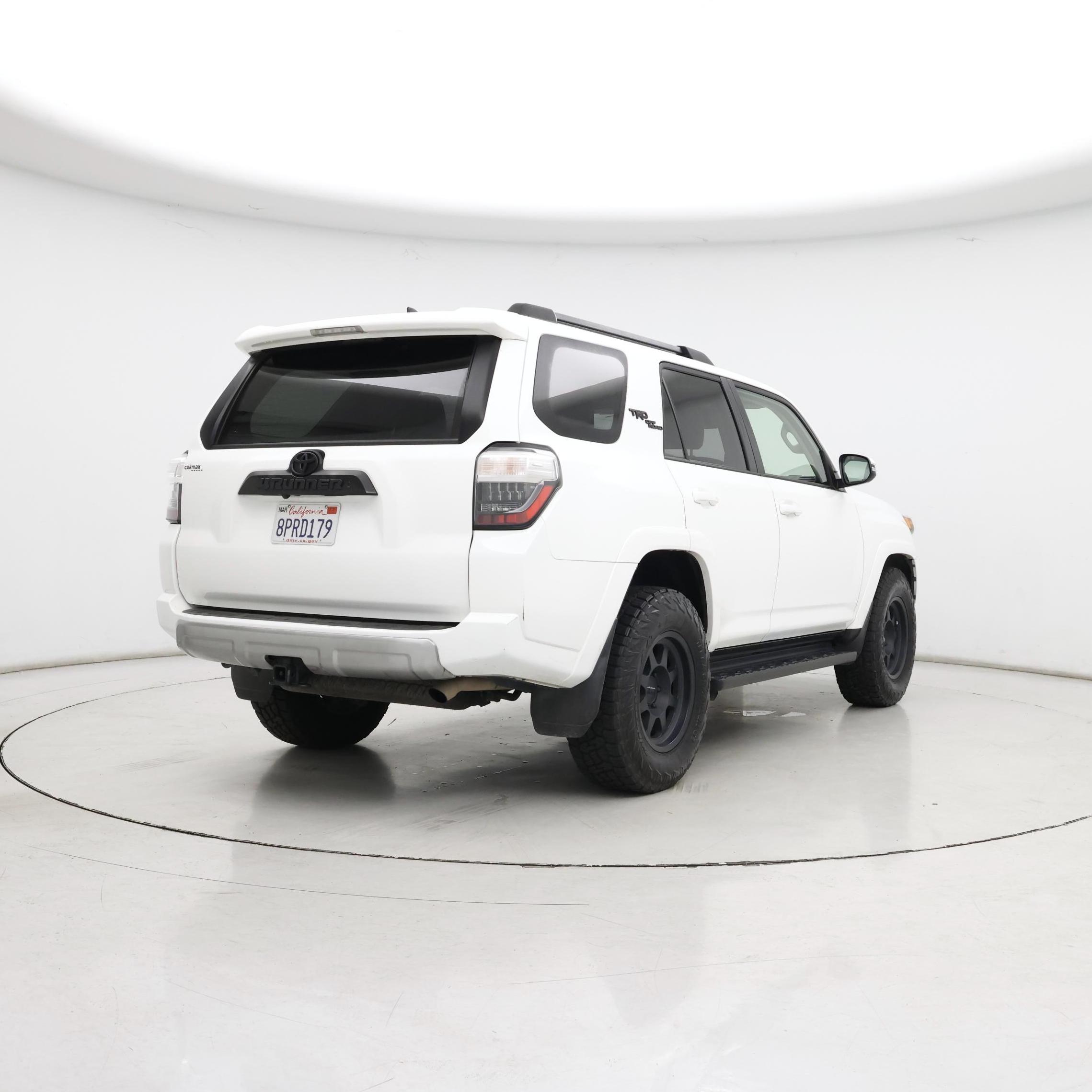 Thumbnail: 2020 Toyota 4Runner - 8