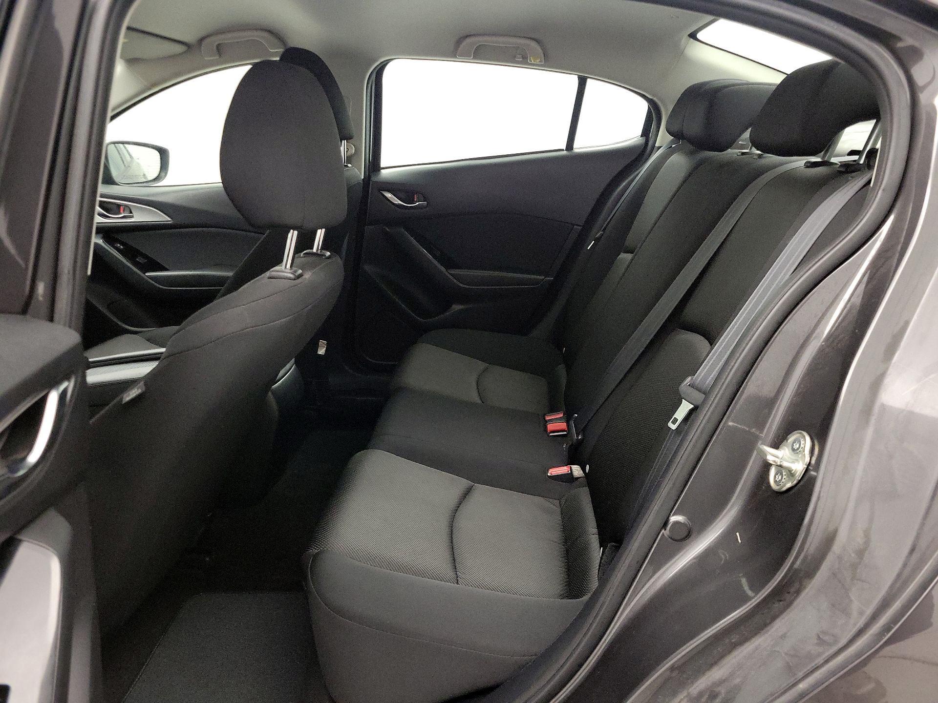 Thumbnail: 2018 Mazda Mazda3 - 19