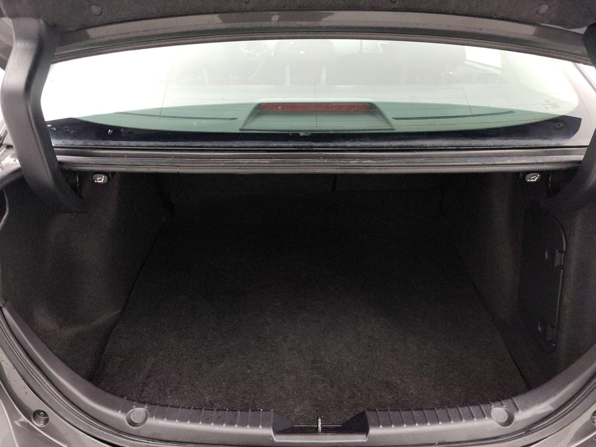 Thumbnail: 2018 Mazda Mazda3 - 20