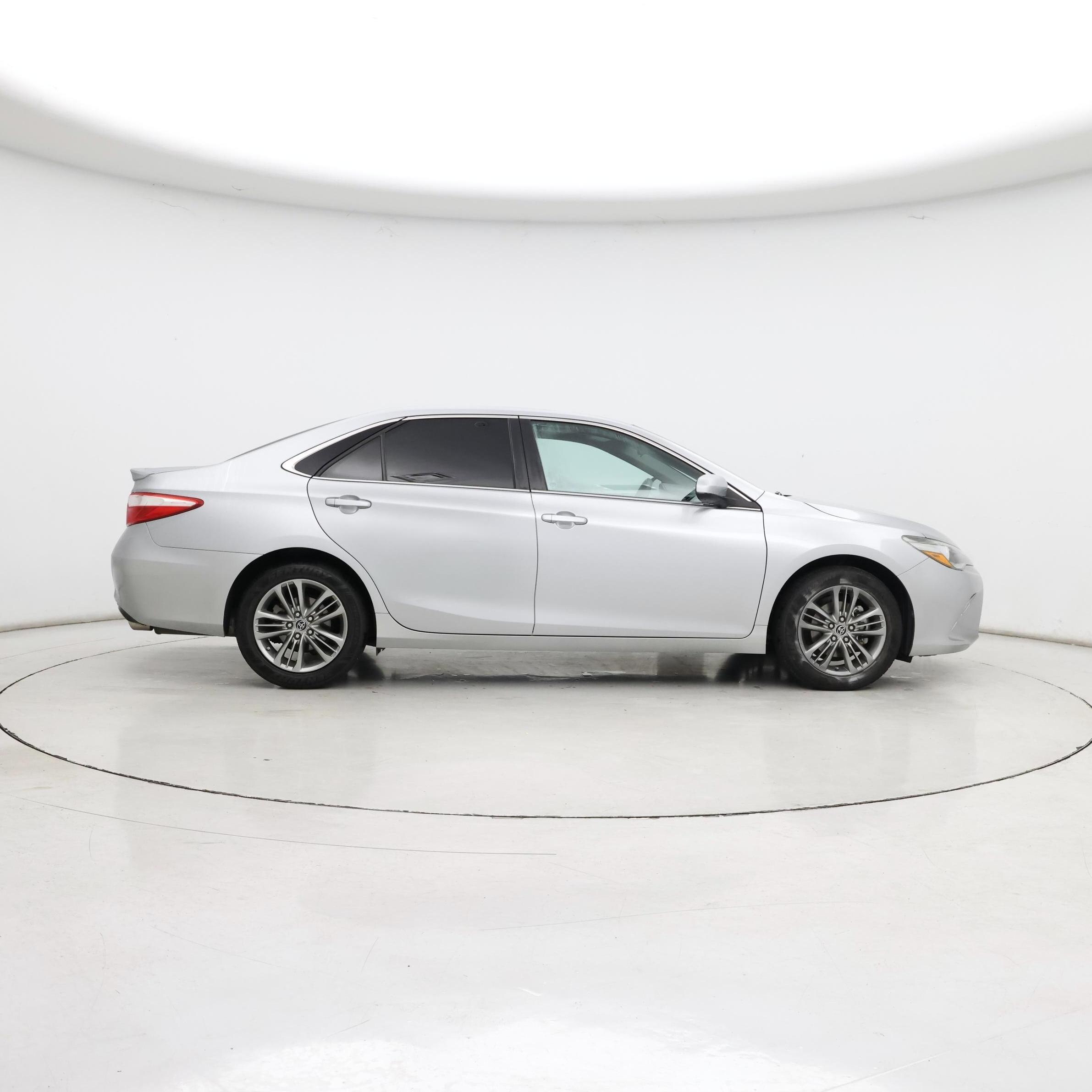 Thumbnail: 2015 Toyota Camry - 7