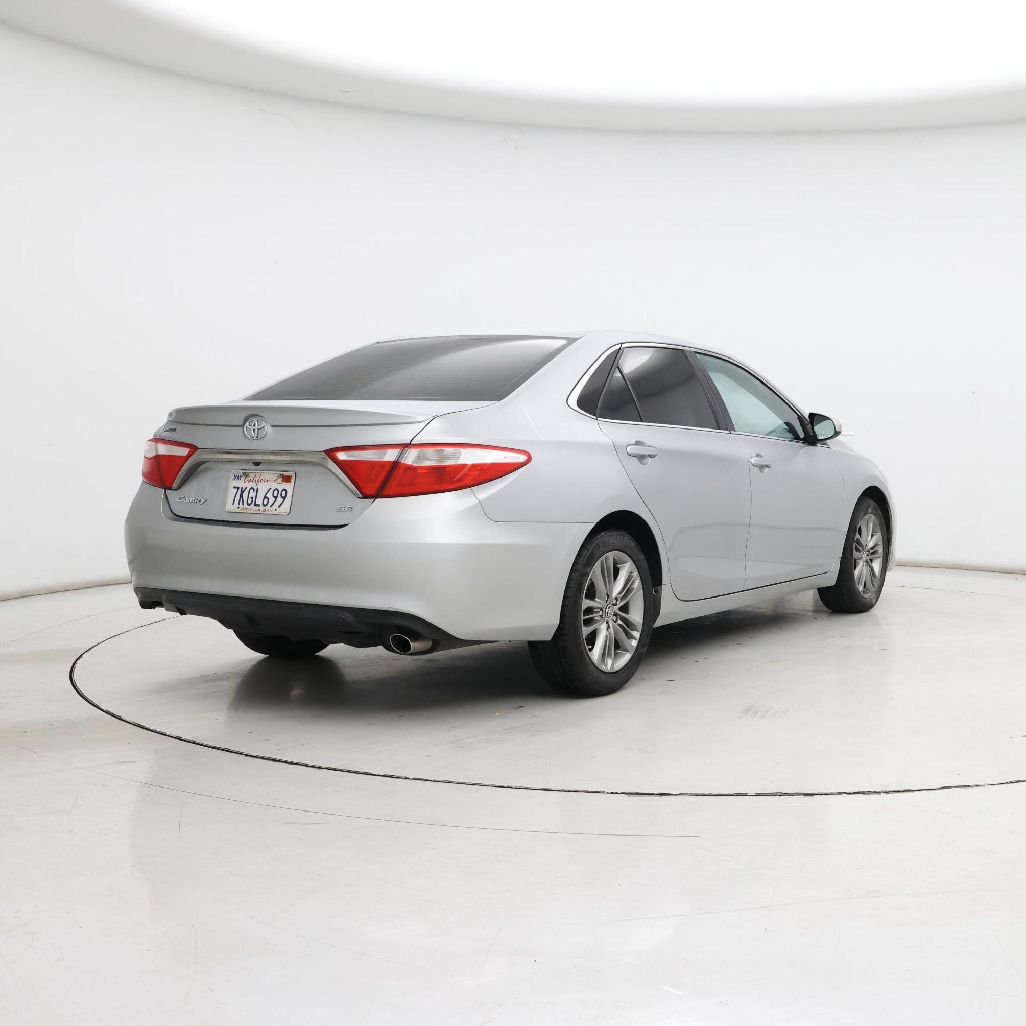 Thumbnail: 2015 Toyota Camry - 8