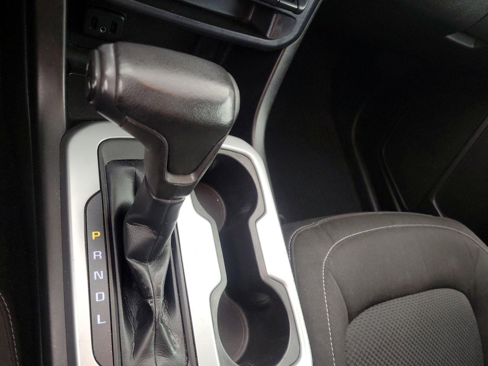 Thumbnail: 2019 Chevrolet Colorado - 17