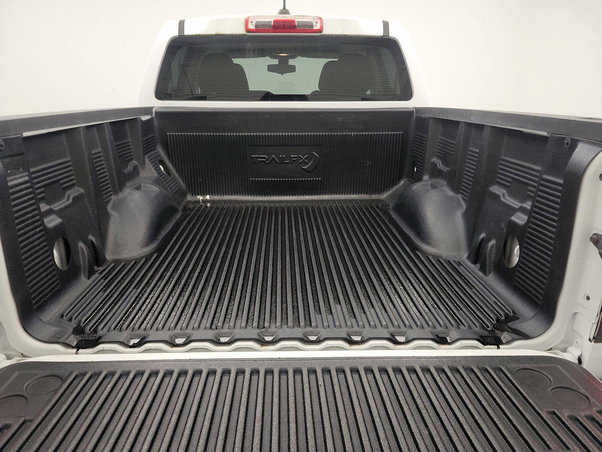 Thumbnail: 2019 Chevrolet Colorado - 20