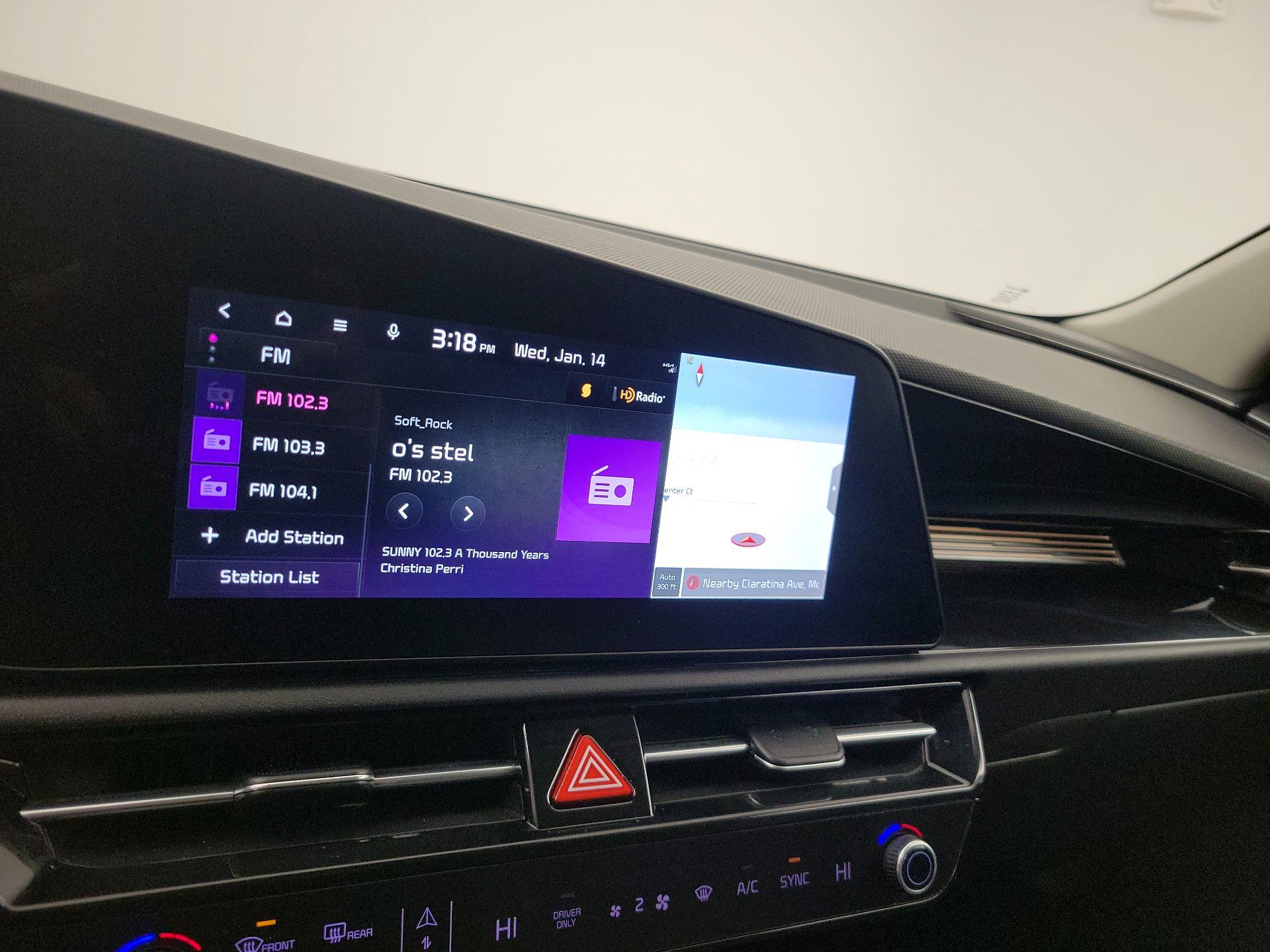 Thumbnail: 2023 Kia Niro - 16