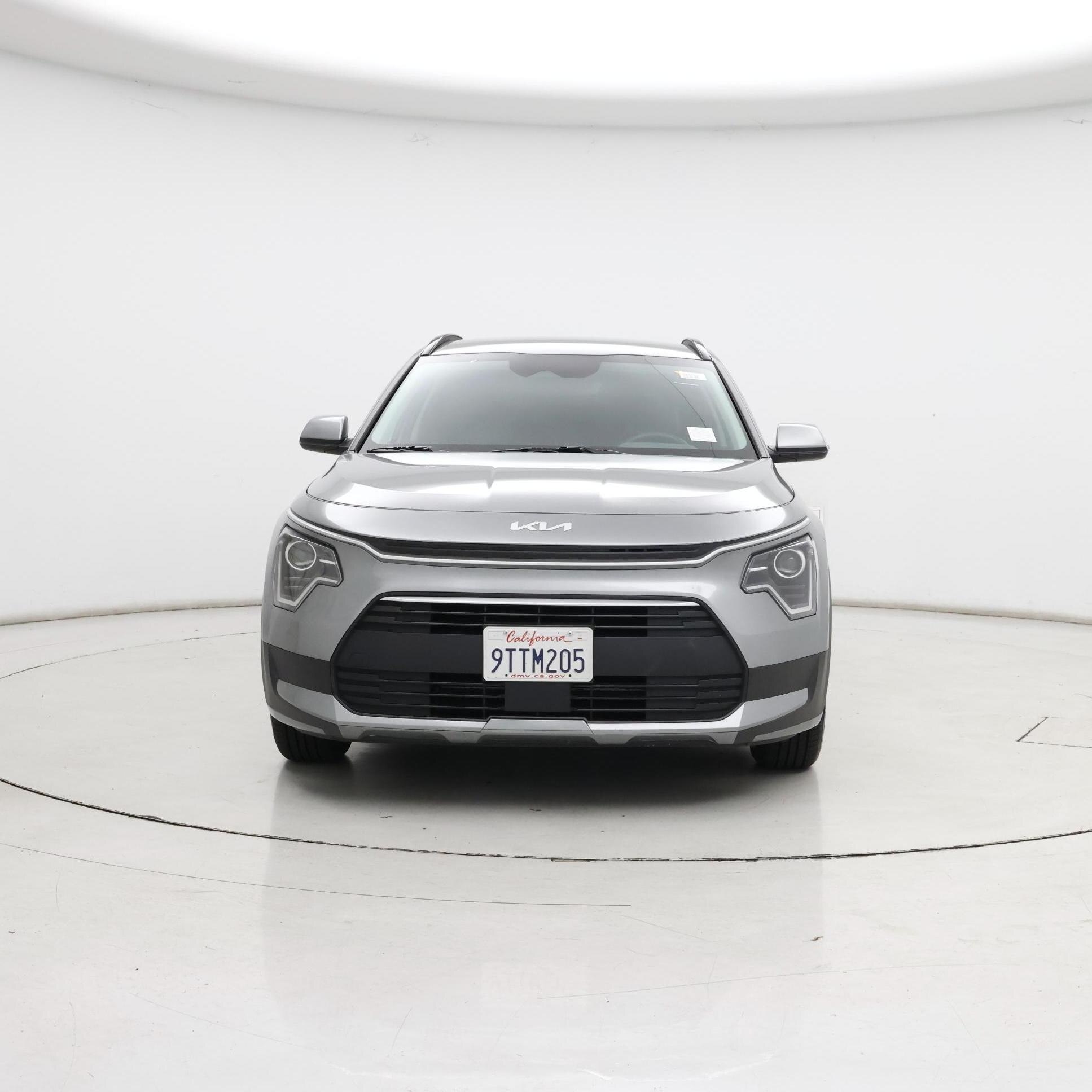 Thumbnail: 2023 Kia Niro - 5