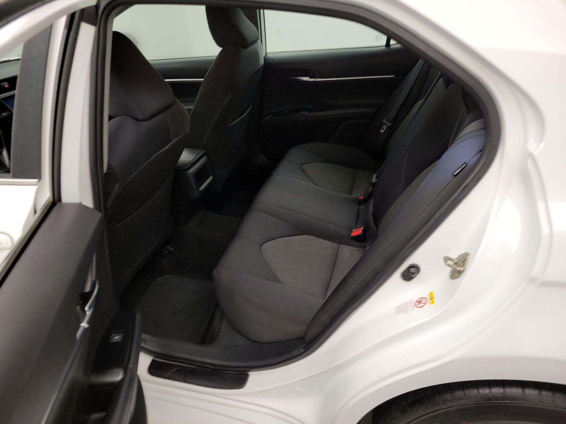 Thumbnail: 2019 Toyota Camry - 19