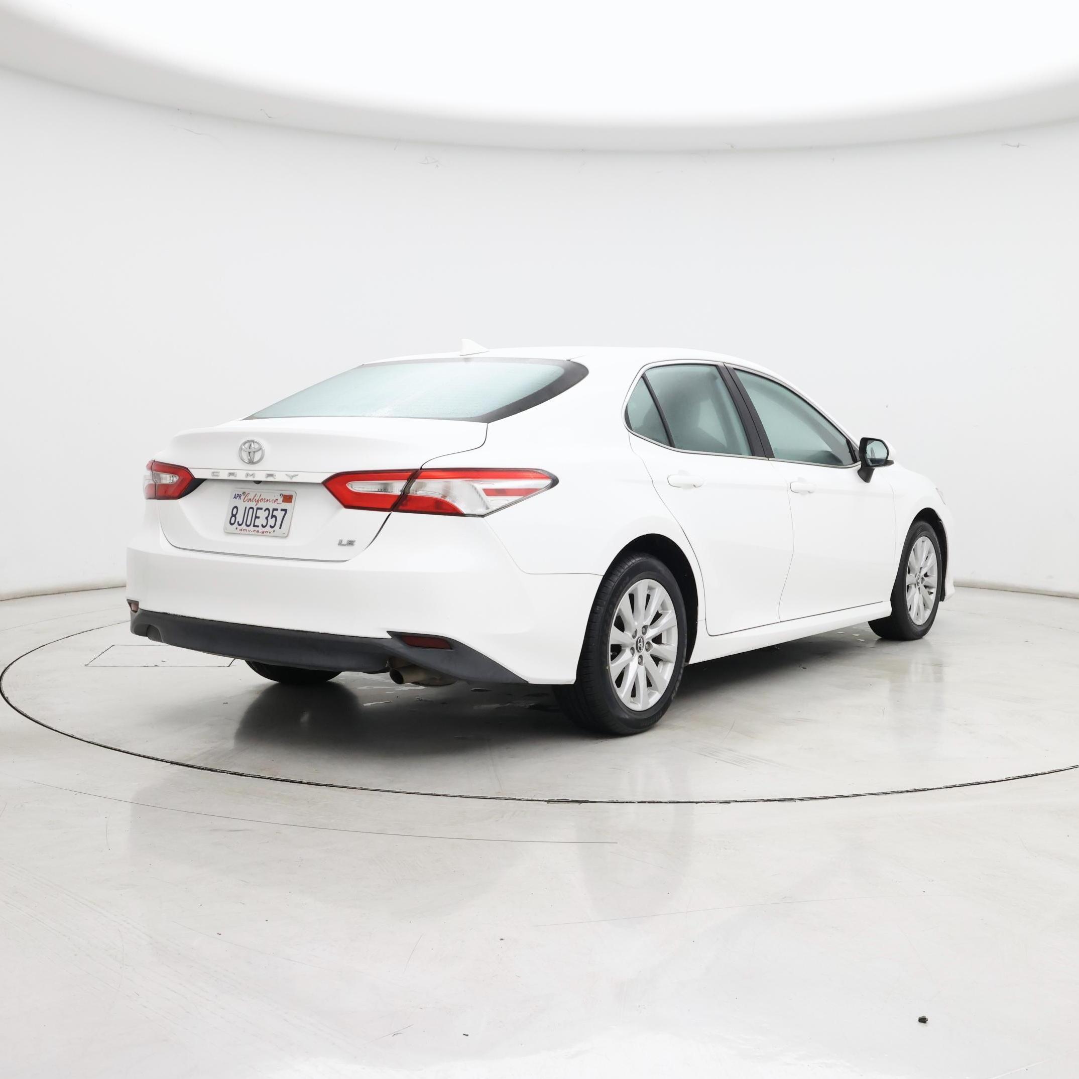 Thumbnail: 2019 Toyota Camry - 8