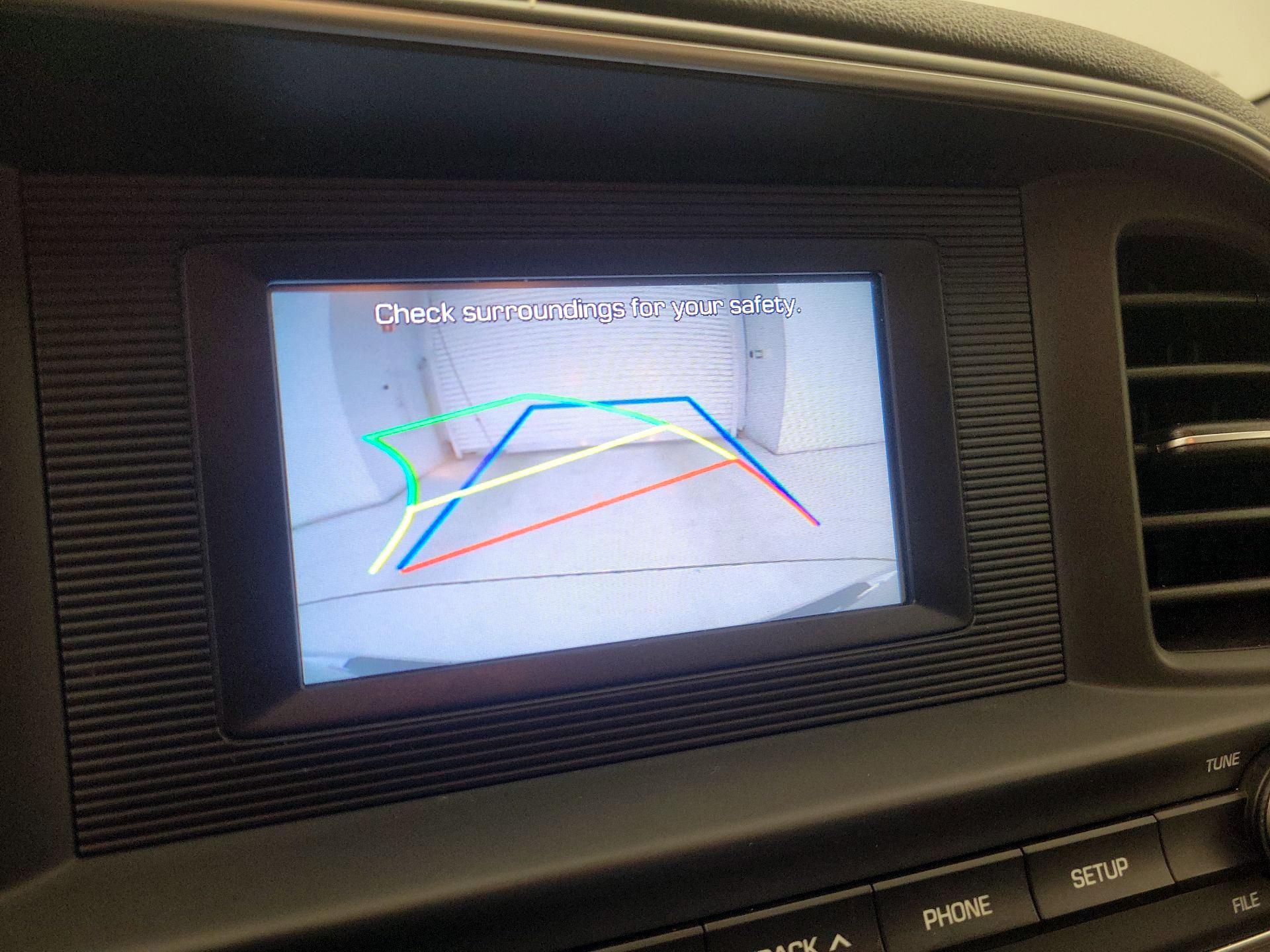 Thumbnail: 2019 Hyundai Elantra - 14