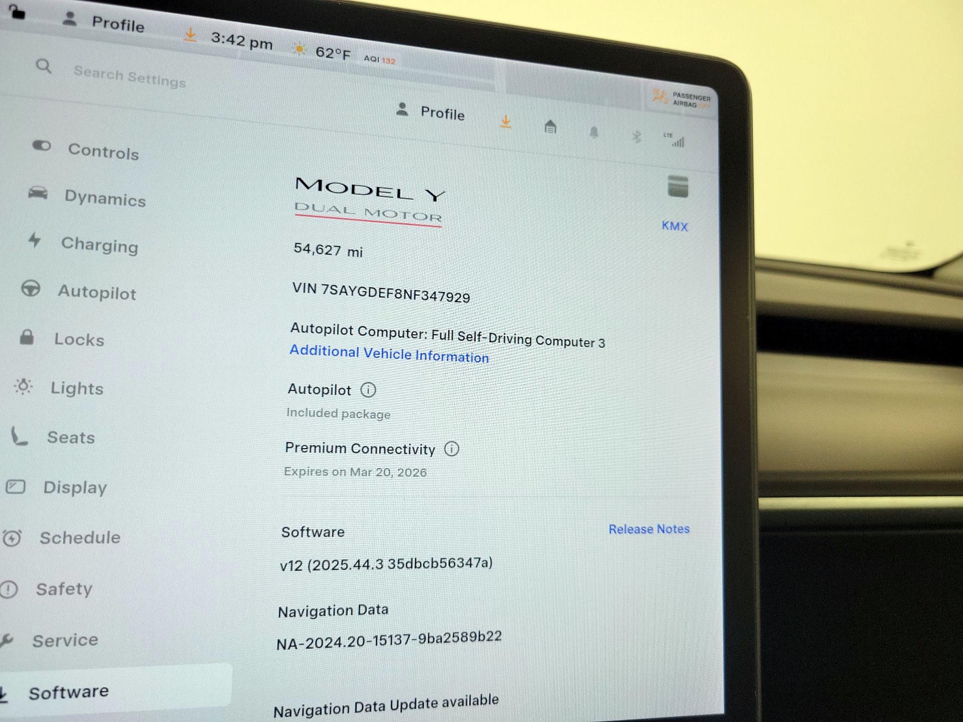 Thumbnail: 2022 Tesla Model Y - 14