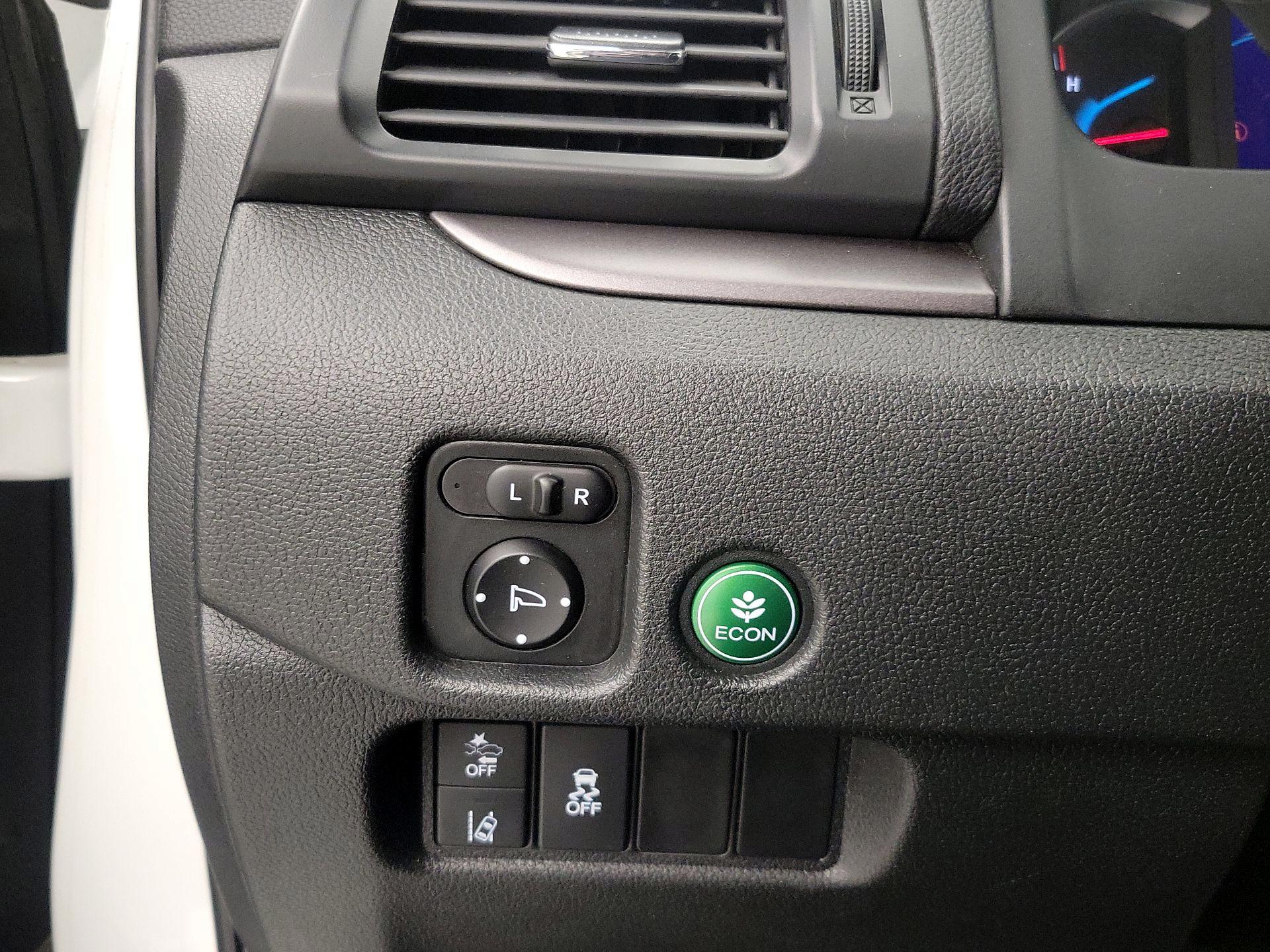 Thumbnail: 2020 Honda Passport - 13