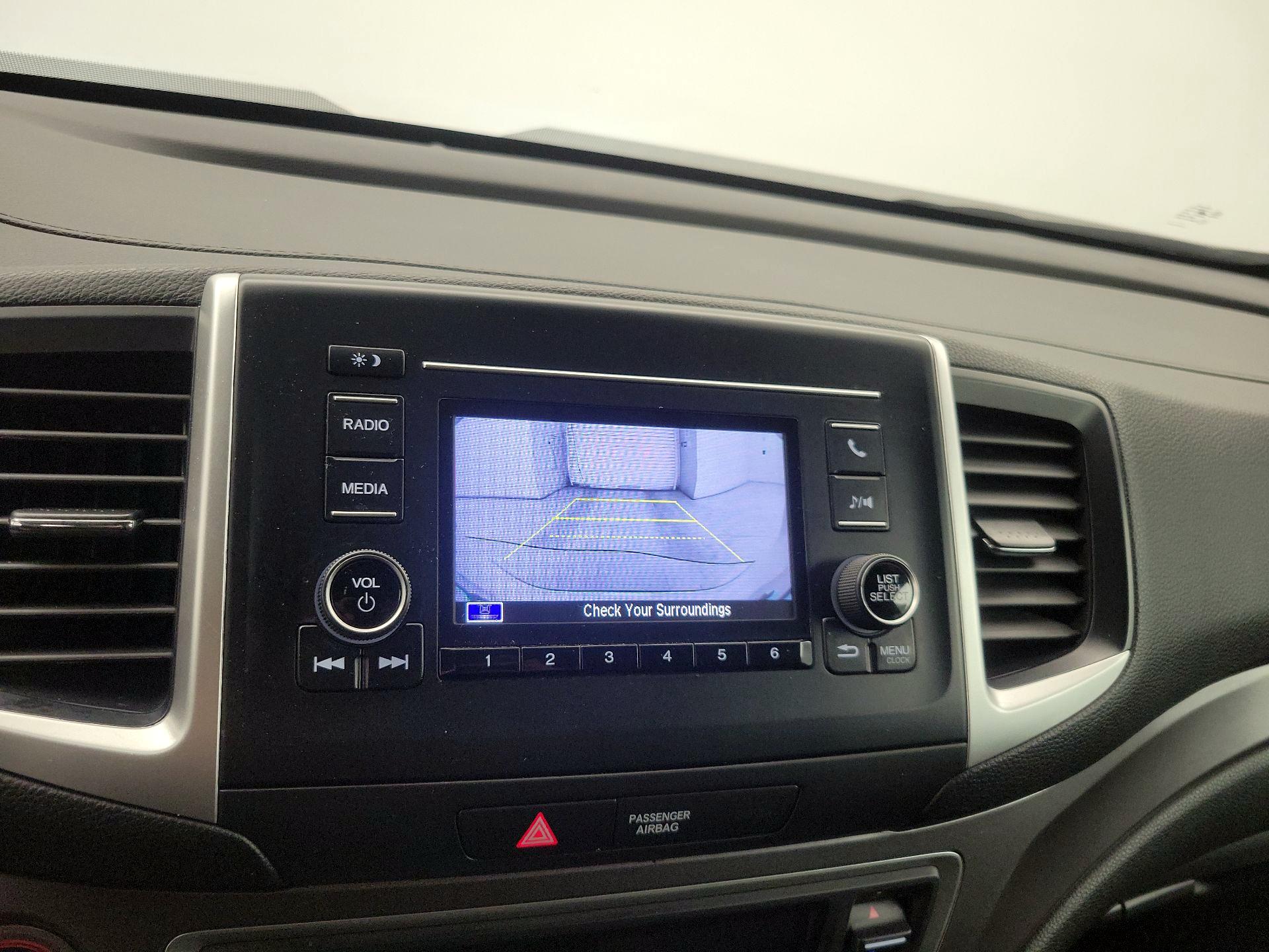 Thumbnail: 2020 Honda Passport - 14