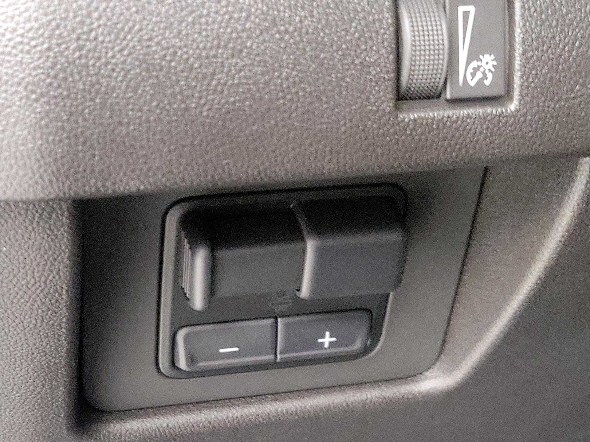 Thumbnail: 2024 GMC Canyon - 13