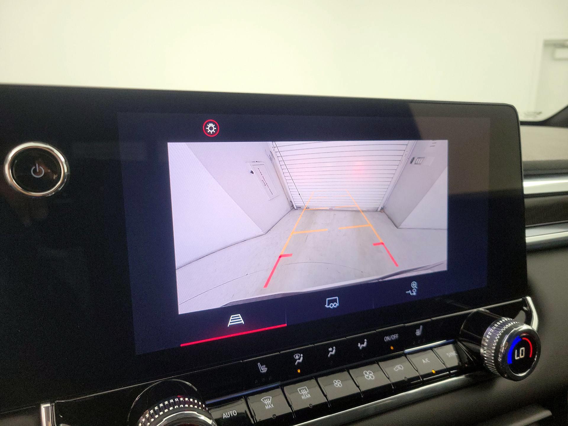 Thumbnail: 2024 GMC Canyon - 15