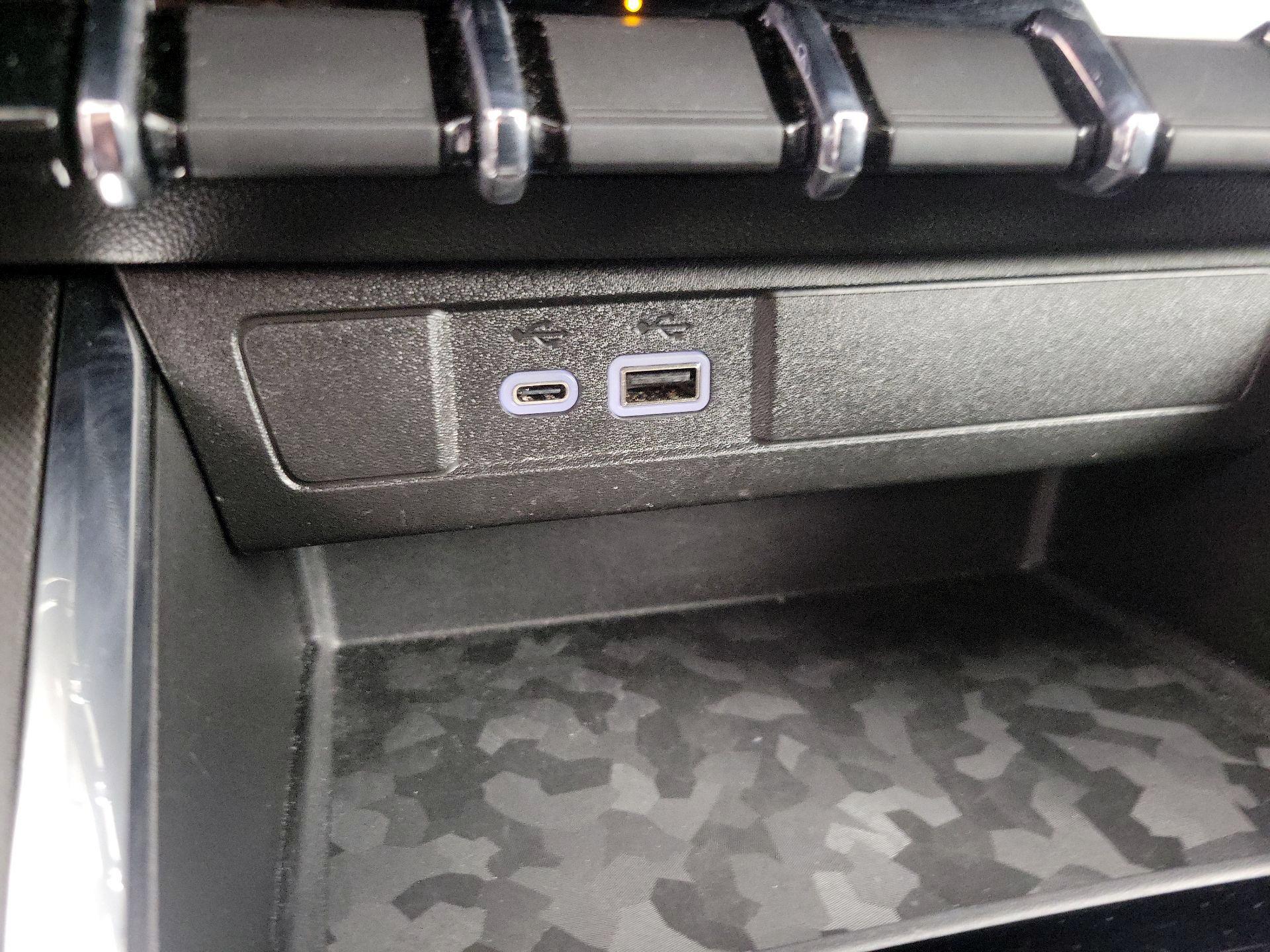 Thumbnail: 2024 GMC Canyon - 19