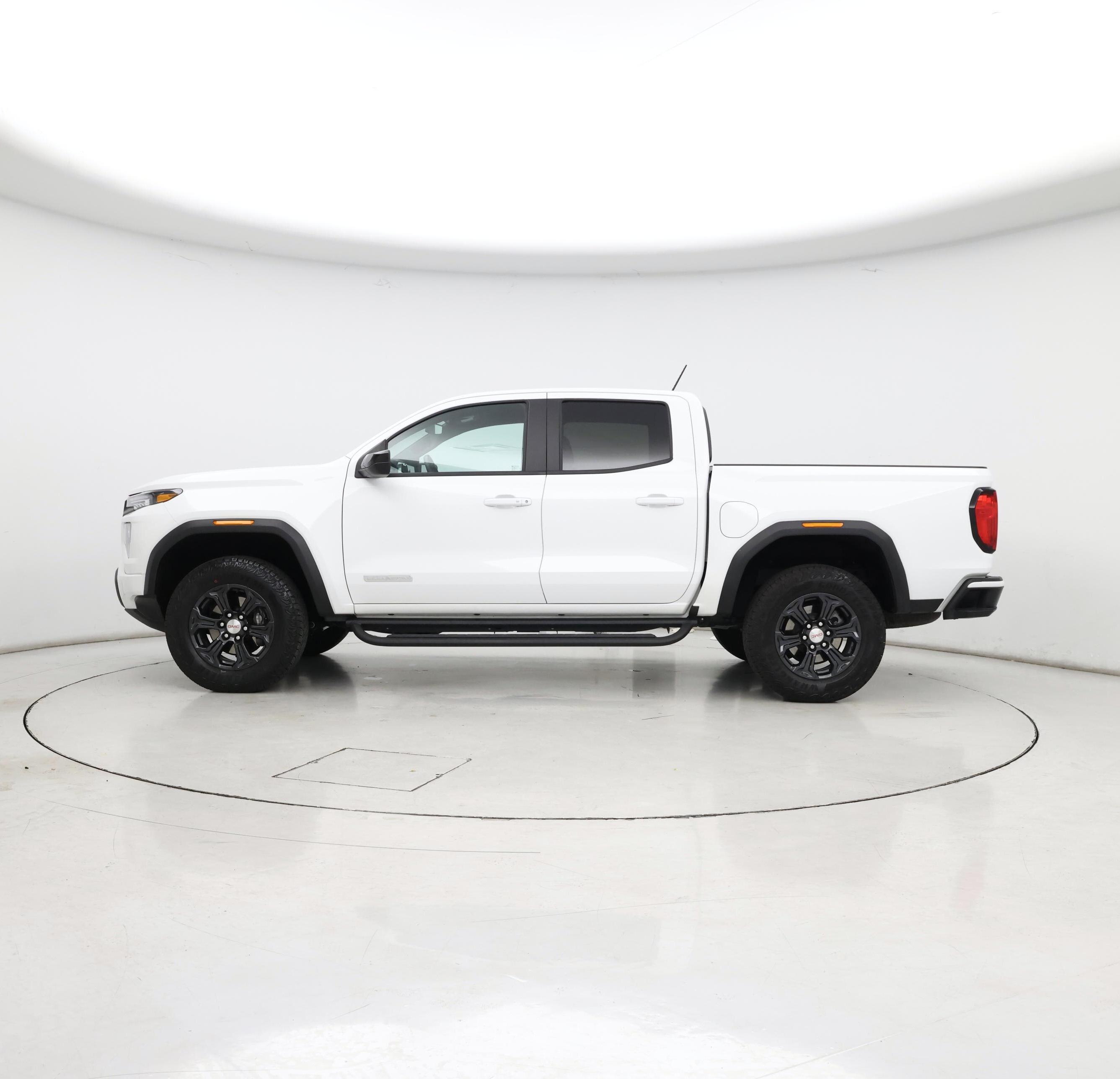 Thumbnail: 2024 GMC Canyon - 3