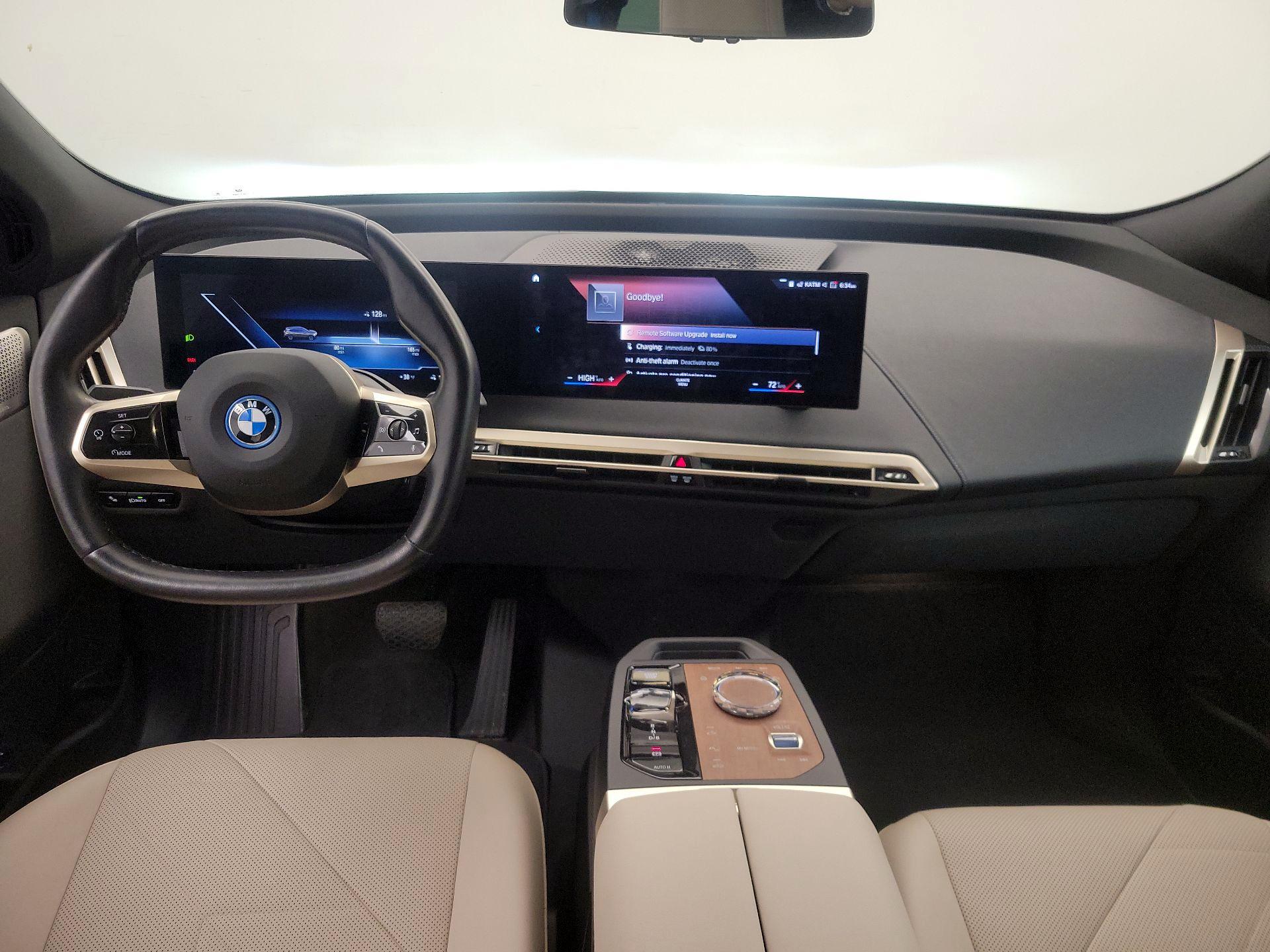 Thumbnail: 2023 BMW iX - 9