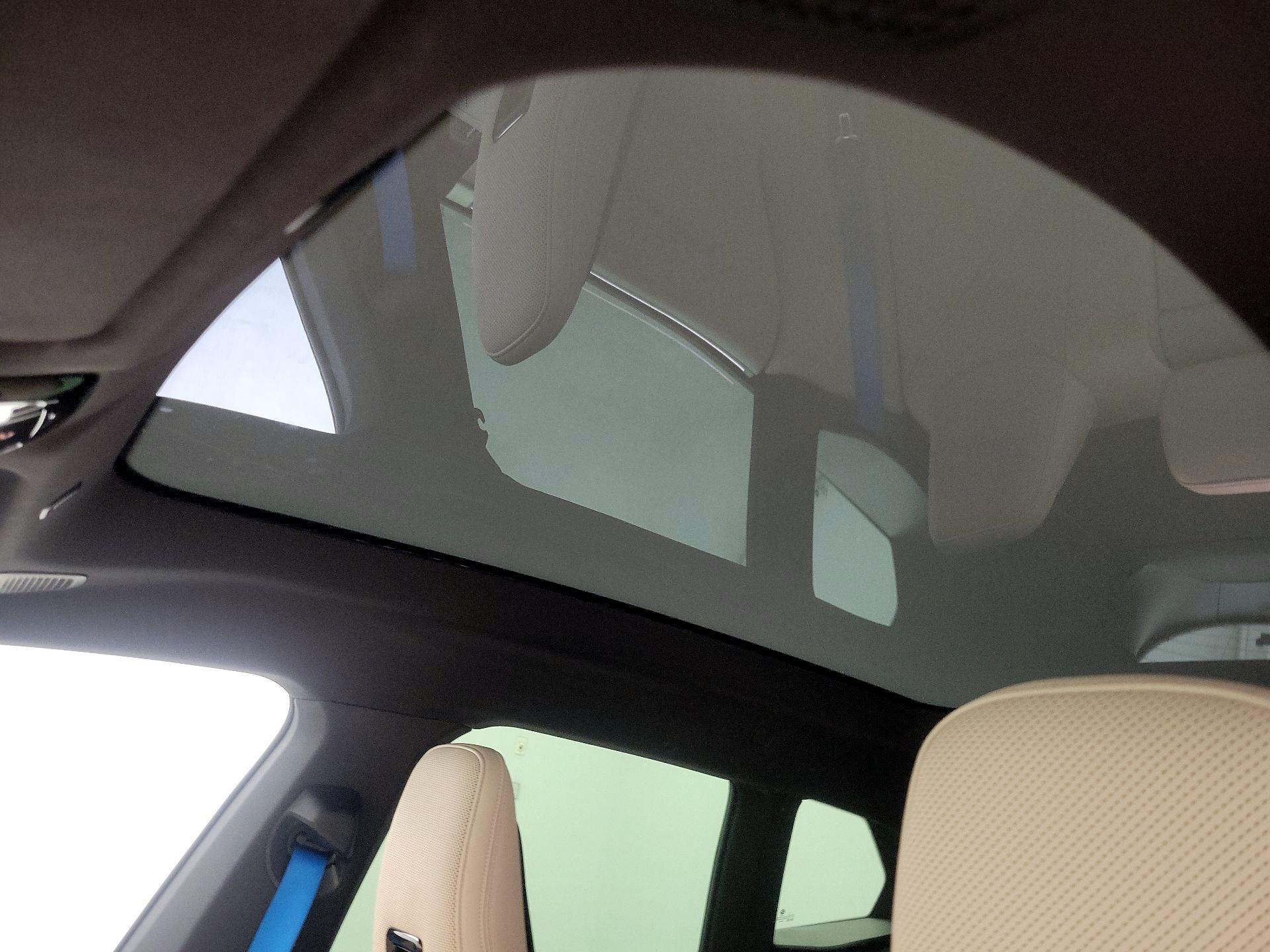 Thumbnail: 2023 BMW iX - 20