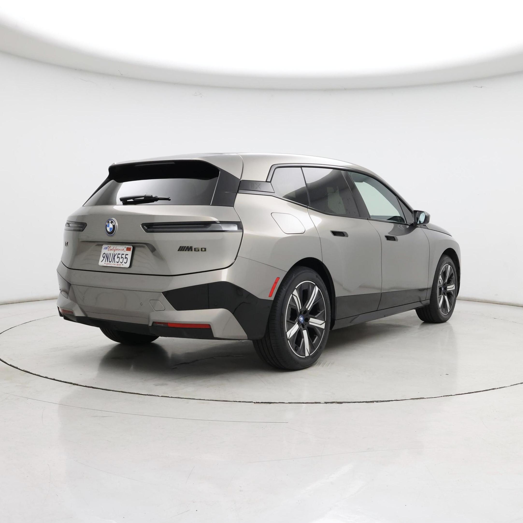 Thumbnail: 2023 BMW iX - 8