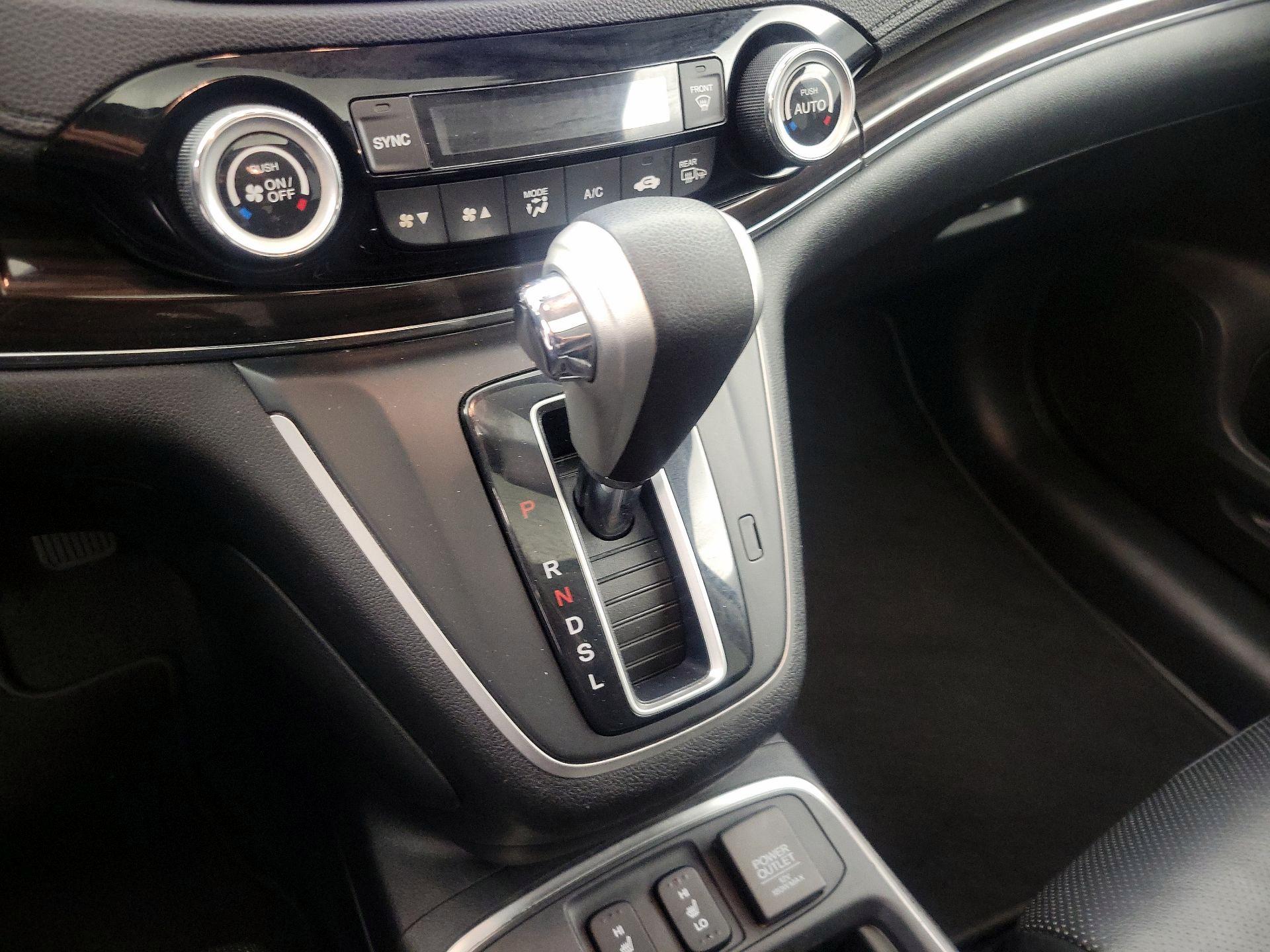 Thumbnail: 2016 Honda CR-V - 17