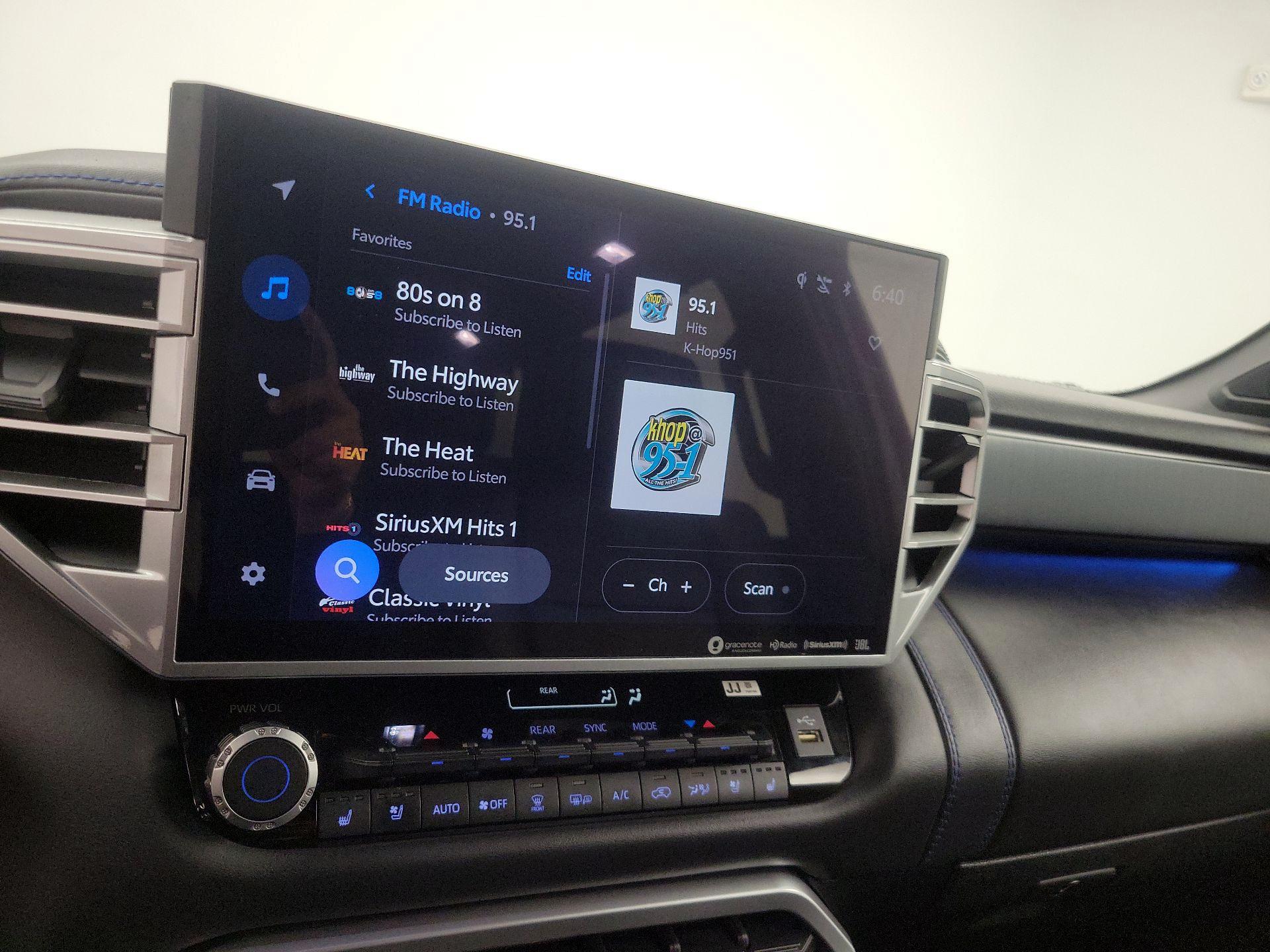 Thumbnail: 2023 Toyota Sequoia - 15