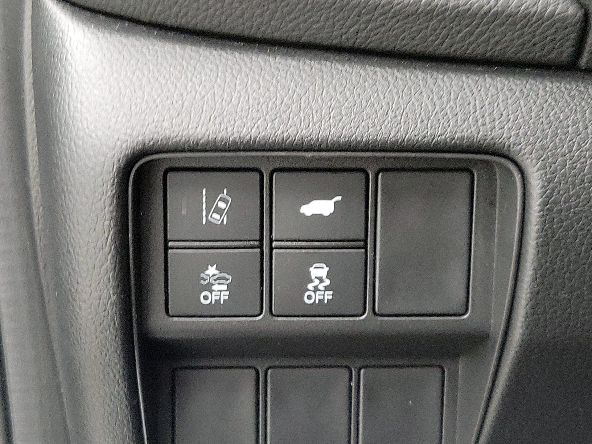 Thumbnail: 2017 Honda CR-V - 13