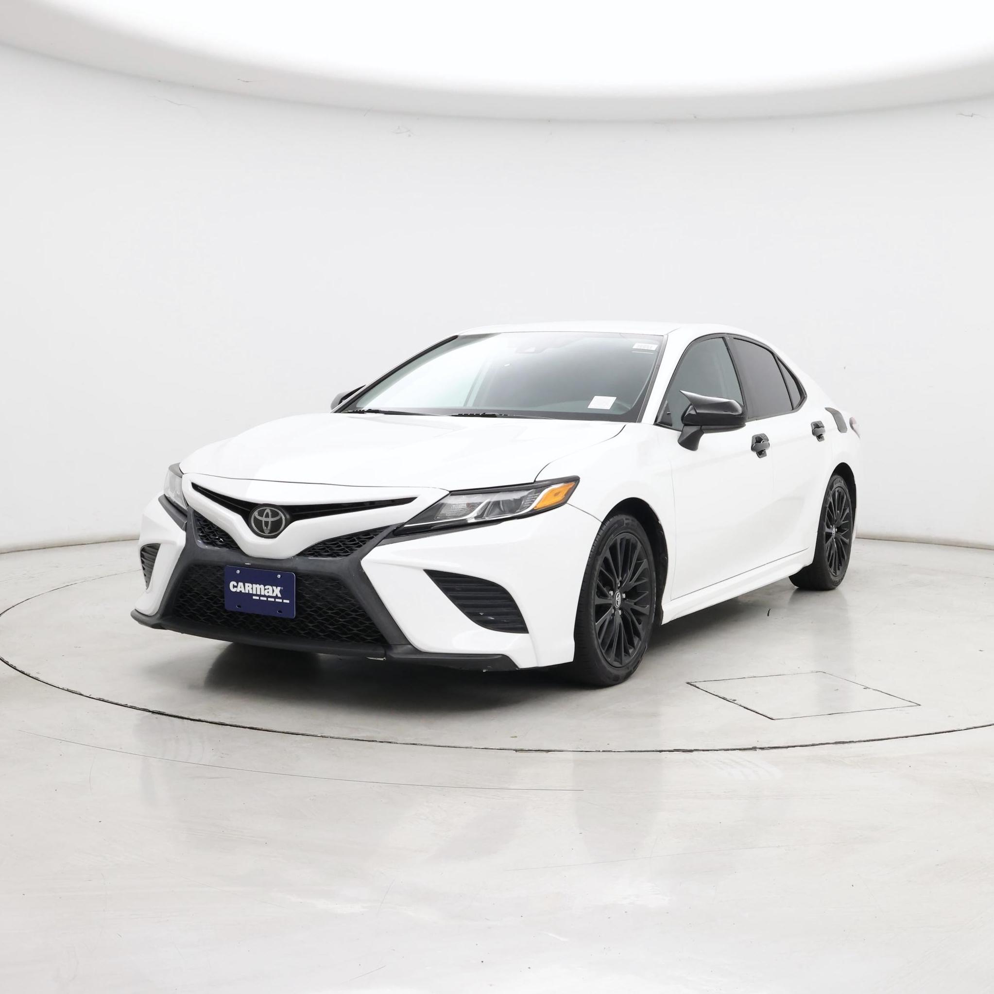 Thumbnail: 2020 Toyota Camry - 4