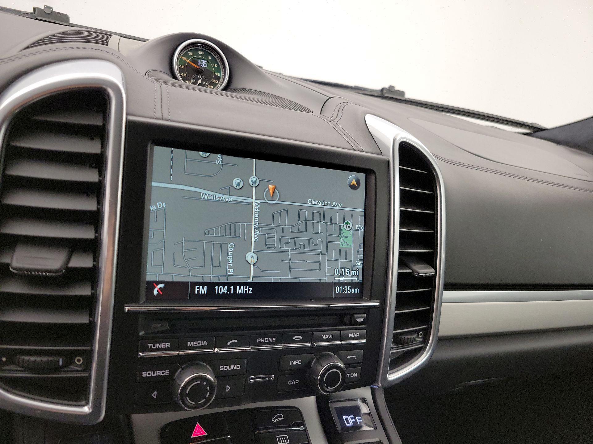 Thumbnail: 2016 Porsche Cayenne - 14