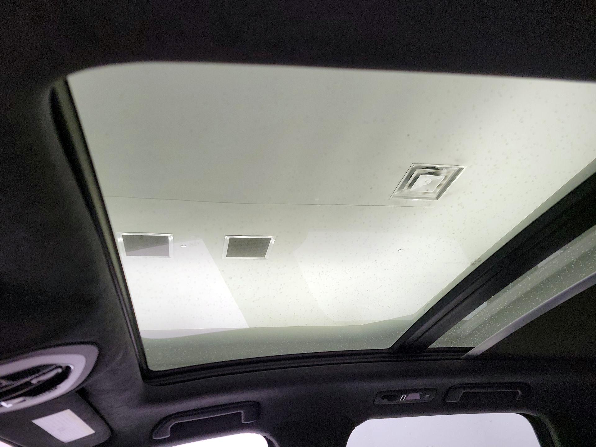 Thumbnail: 2016 Porsche Cayenne - 19