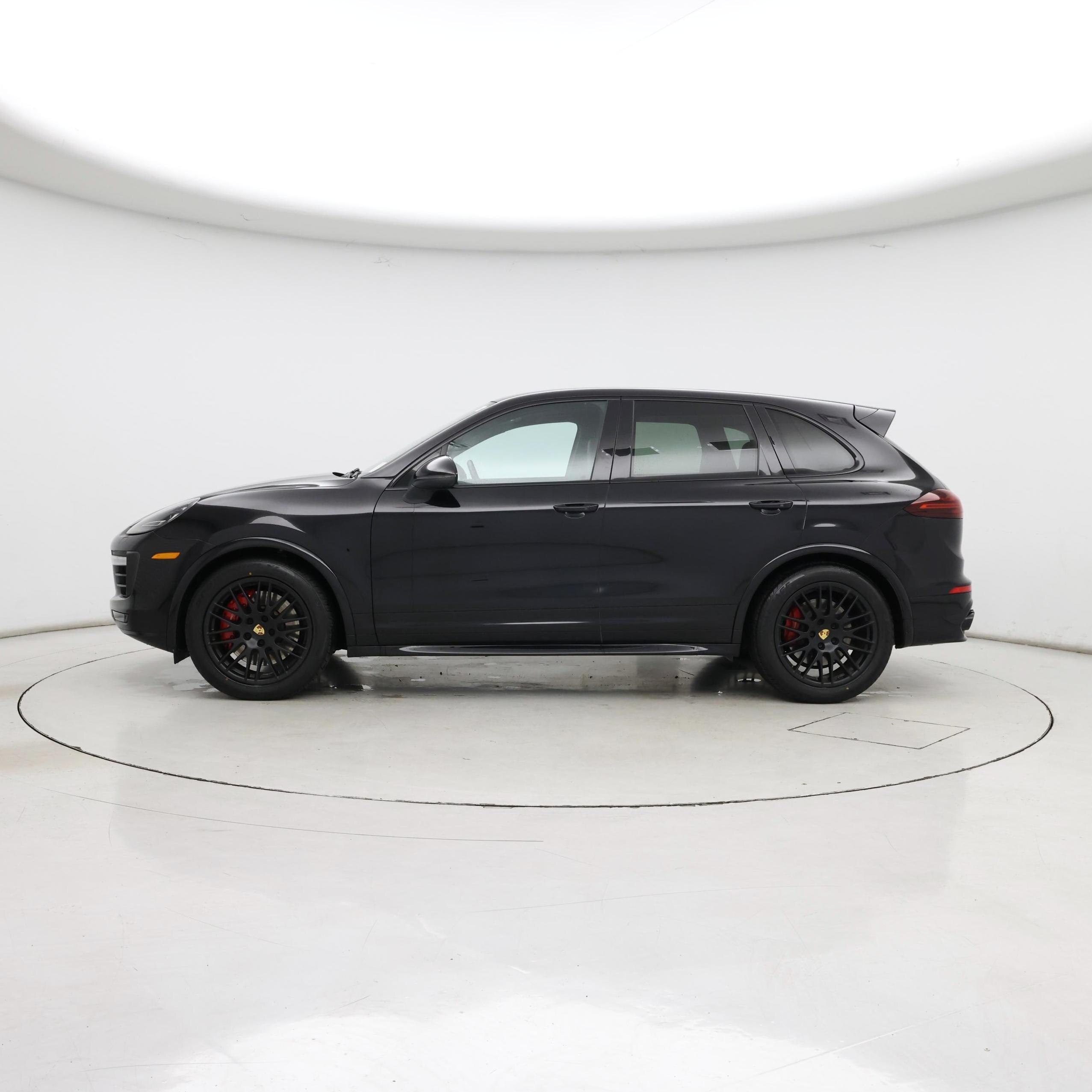 Thumbnail: 2016 Porsche Cayenne - 3