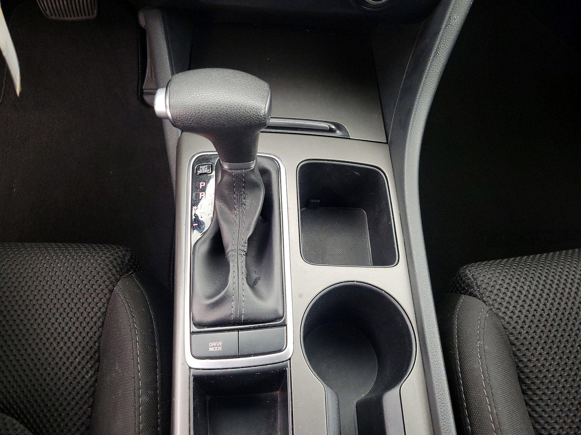 Thumbnail: 2019 Kia Optima - 17