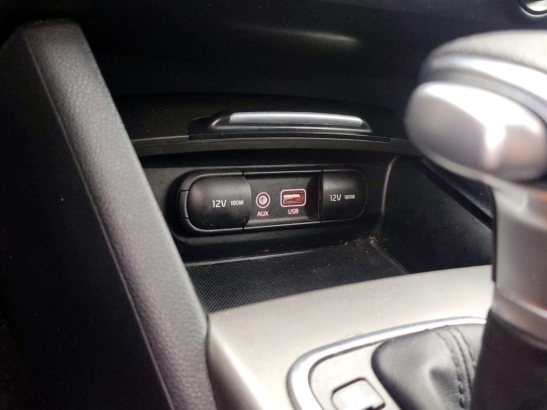 Thumbnail: 2019 Kia Optima - 18