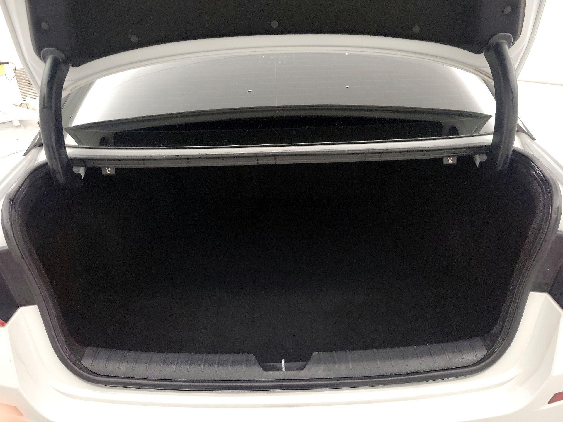 Thumbnail: 2019 Kia Optima - 20