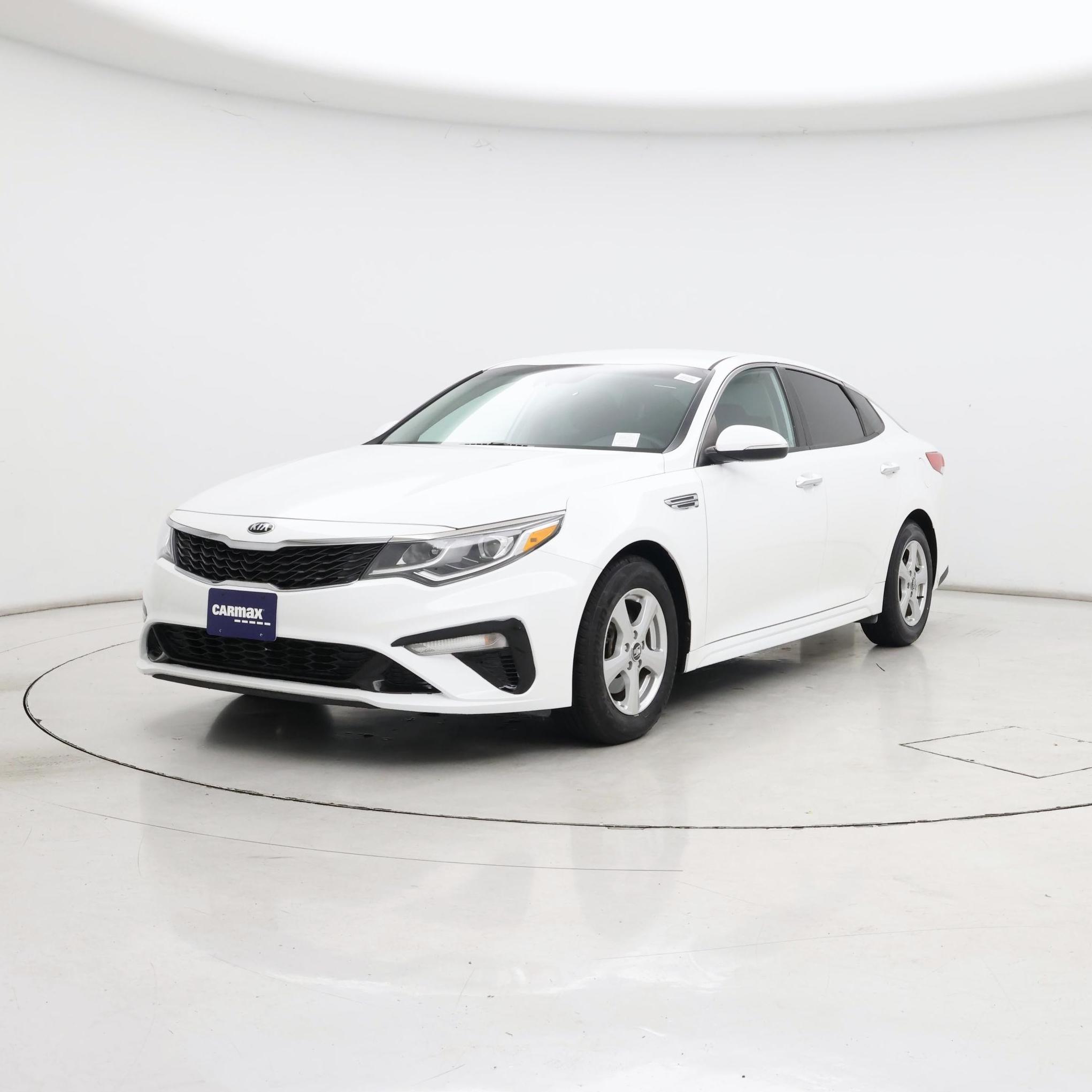 Thumbnail: 2019 Kia Optima - 4