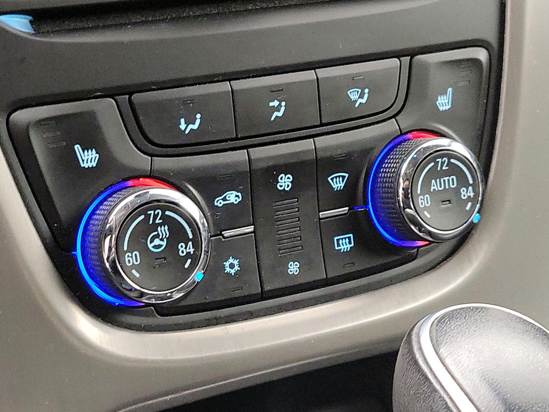 Thumbnail: 2015 Buick Verano - 16