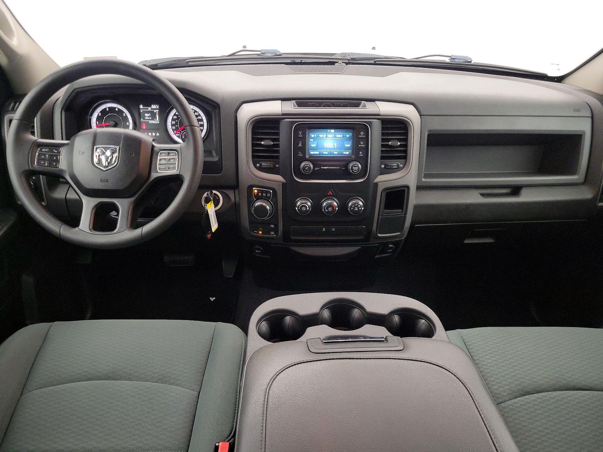 Thumbnail: 2019 RAM 1500 Classic - 9