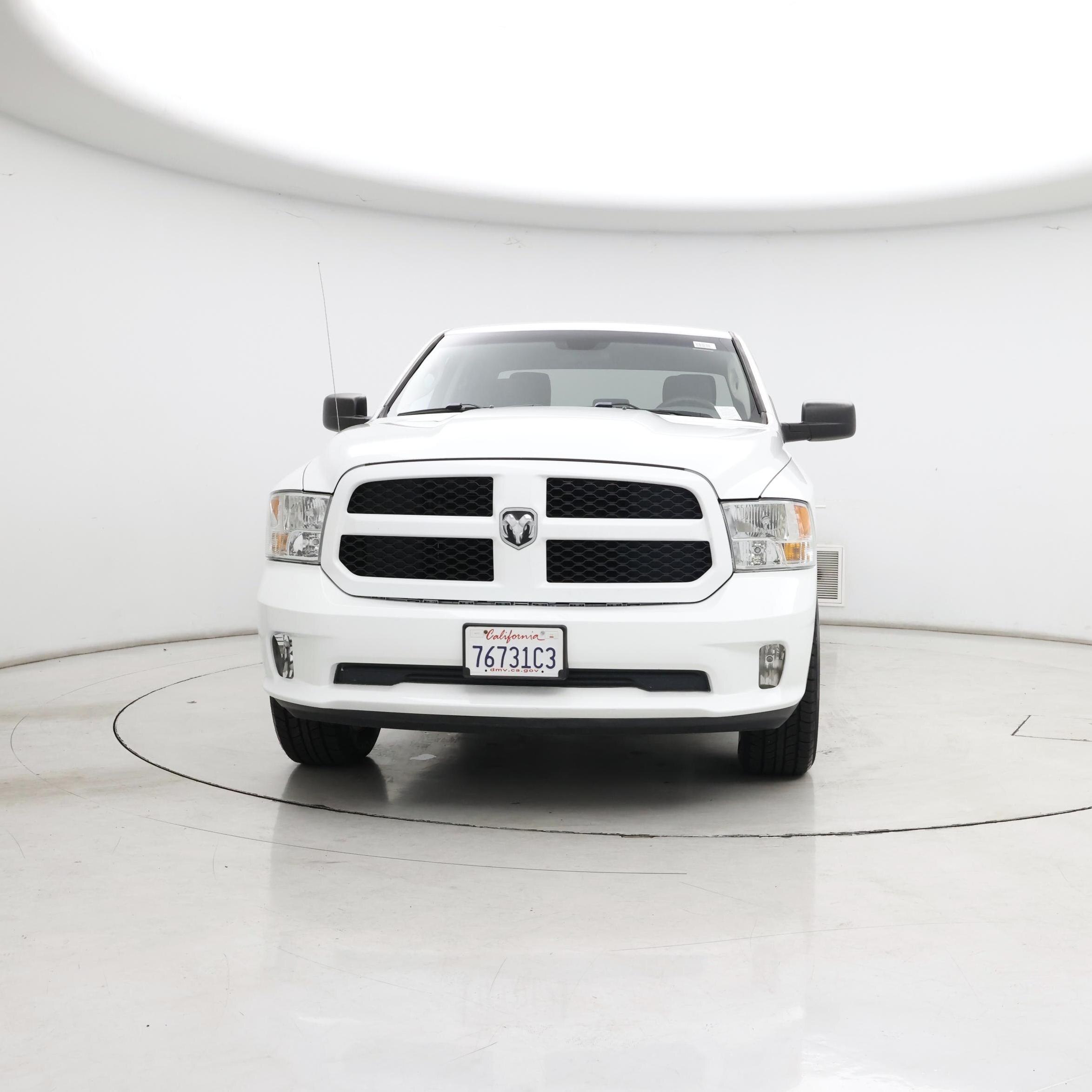 Thumbnail: 2019 RAM 1500 Classic - 5