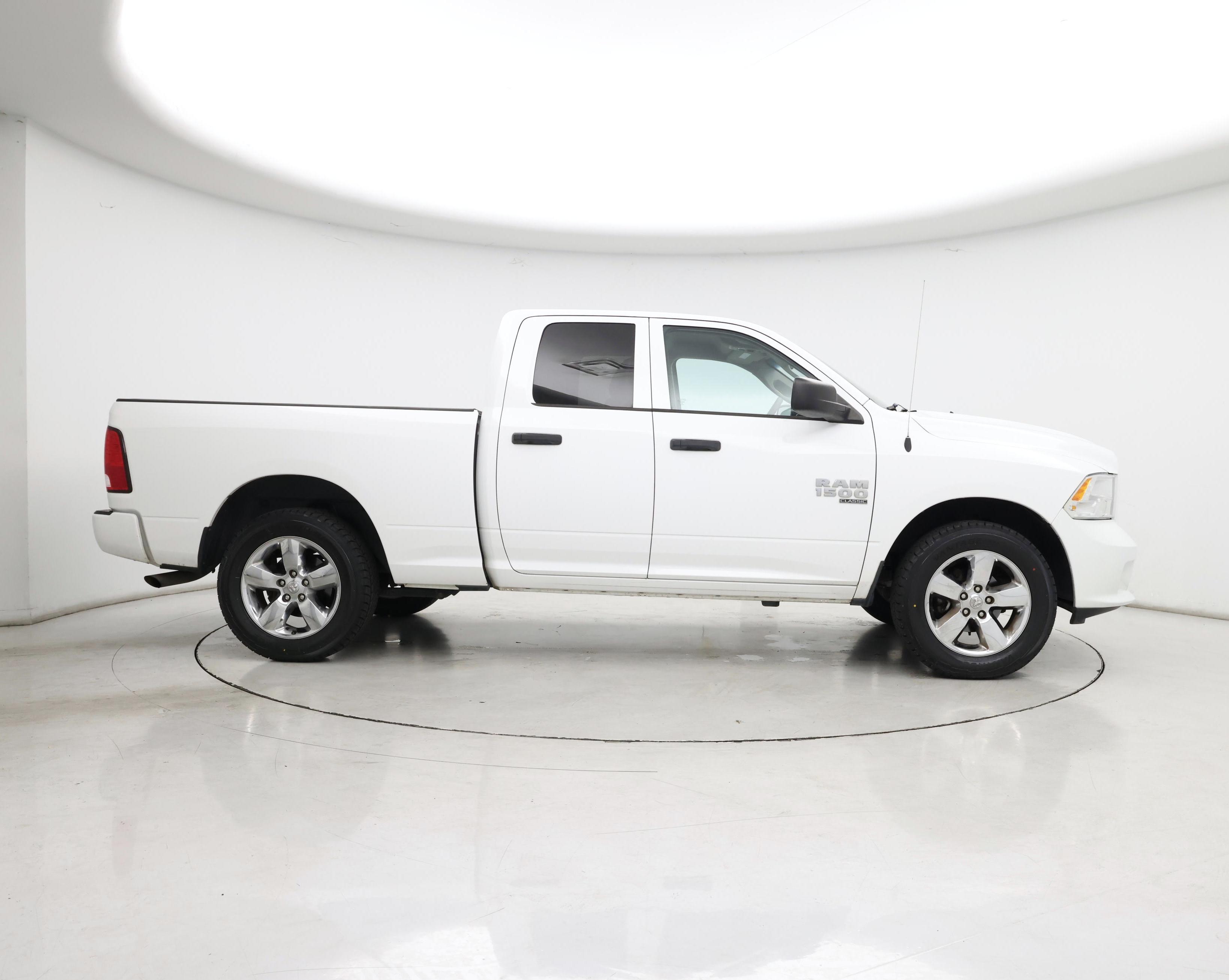 Thumbnail: 2019 RAM 1500 Classic - 7