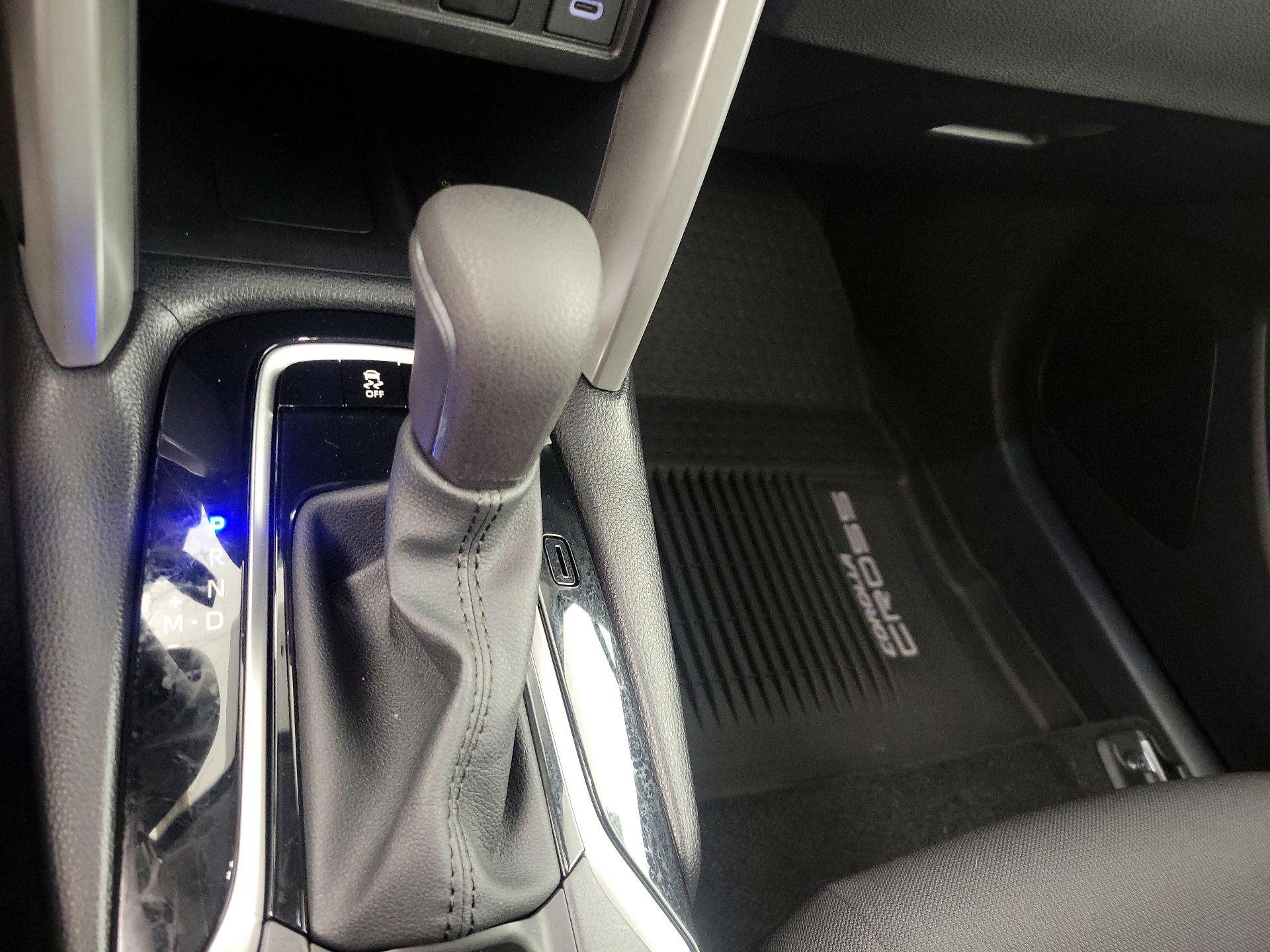 Thumbnail: 2023 Toyota Corolla Cross - 17