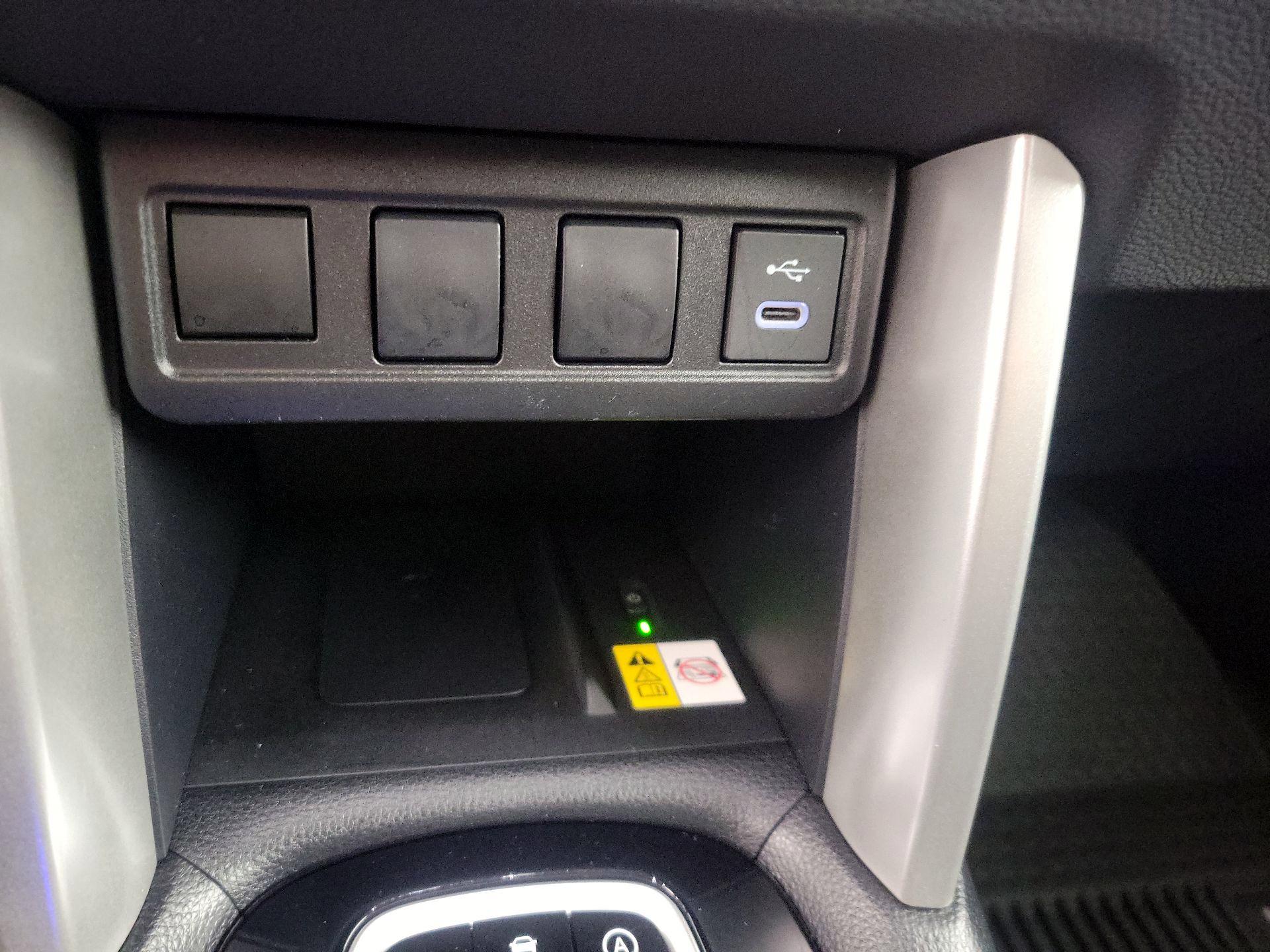 Thumbnail: 2023 Toyota Corolla Cross - 18