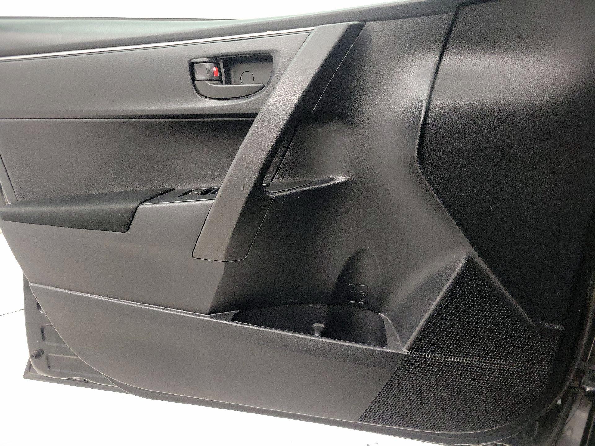 Thumbnail: 2014 Toyota Corolla - 12