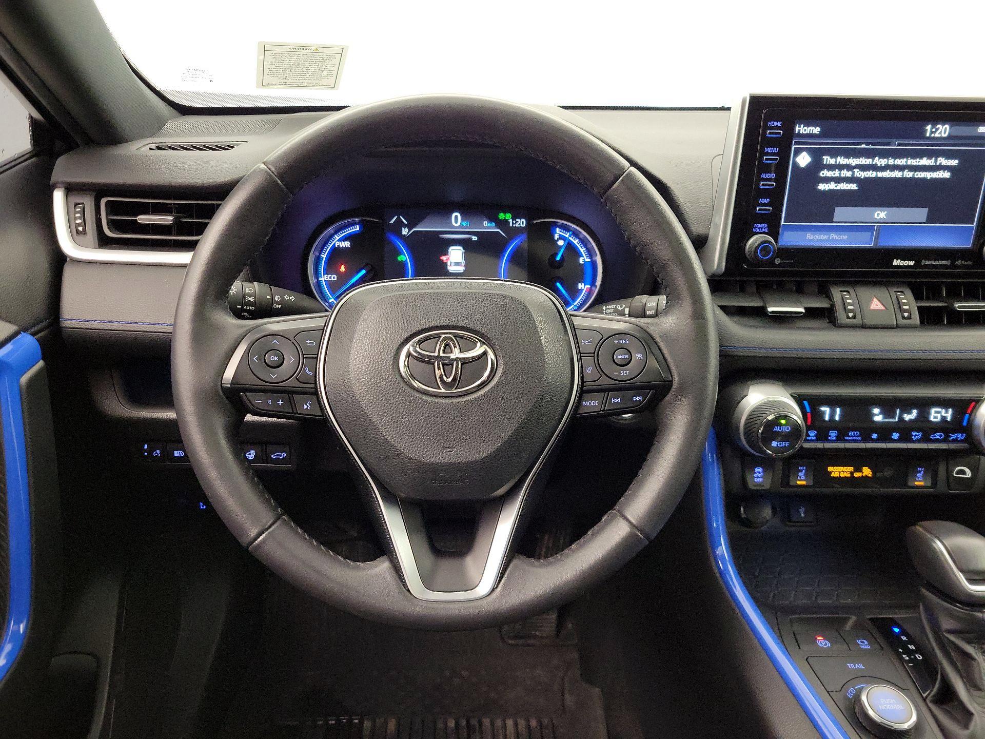 Thumbnail: 2021 Toyota RAV4 - 10