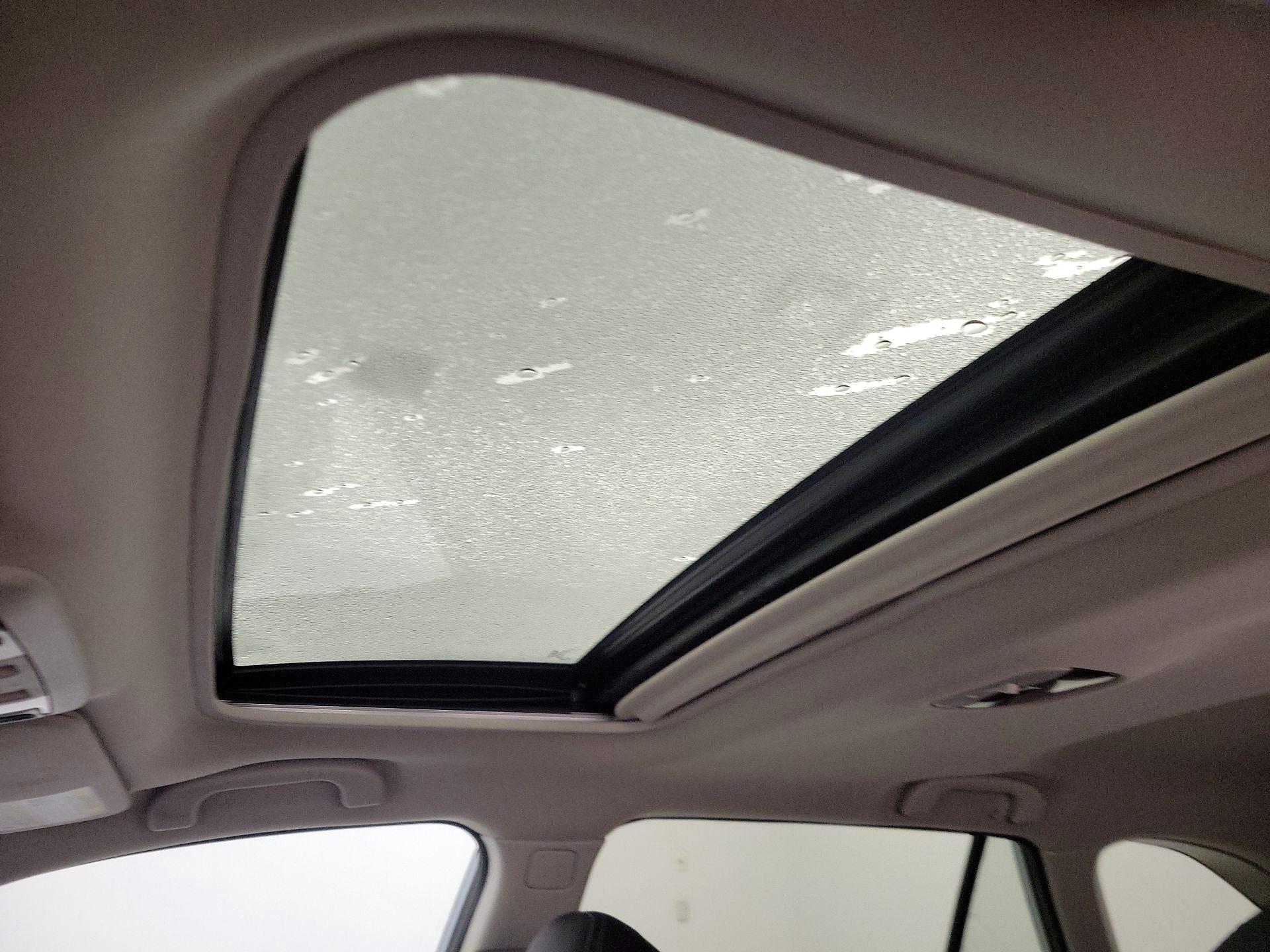 Thumbnail: 2015 Subaru Outback - 18