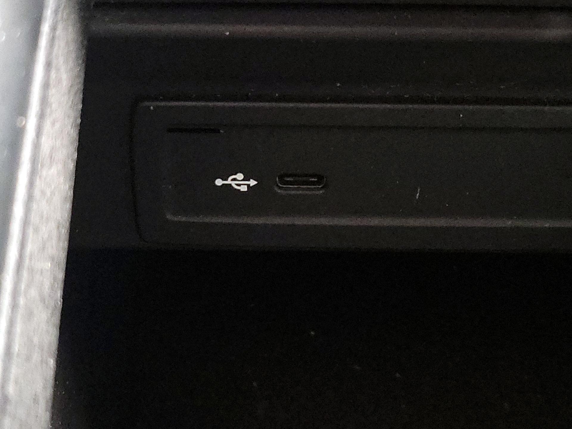 Thumbnail: 2019 Mercedes-Benz A-Class - 18