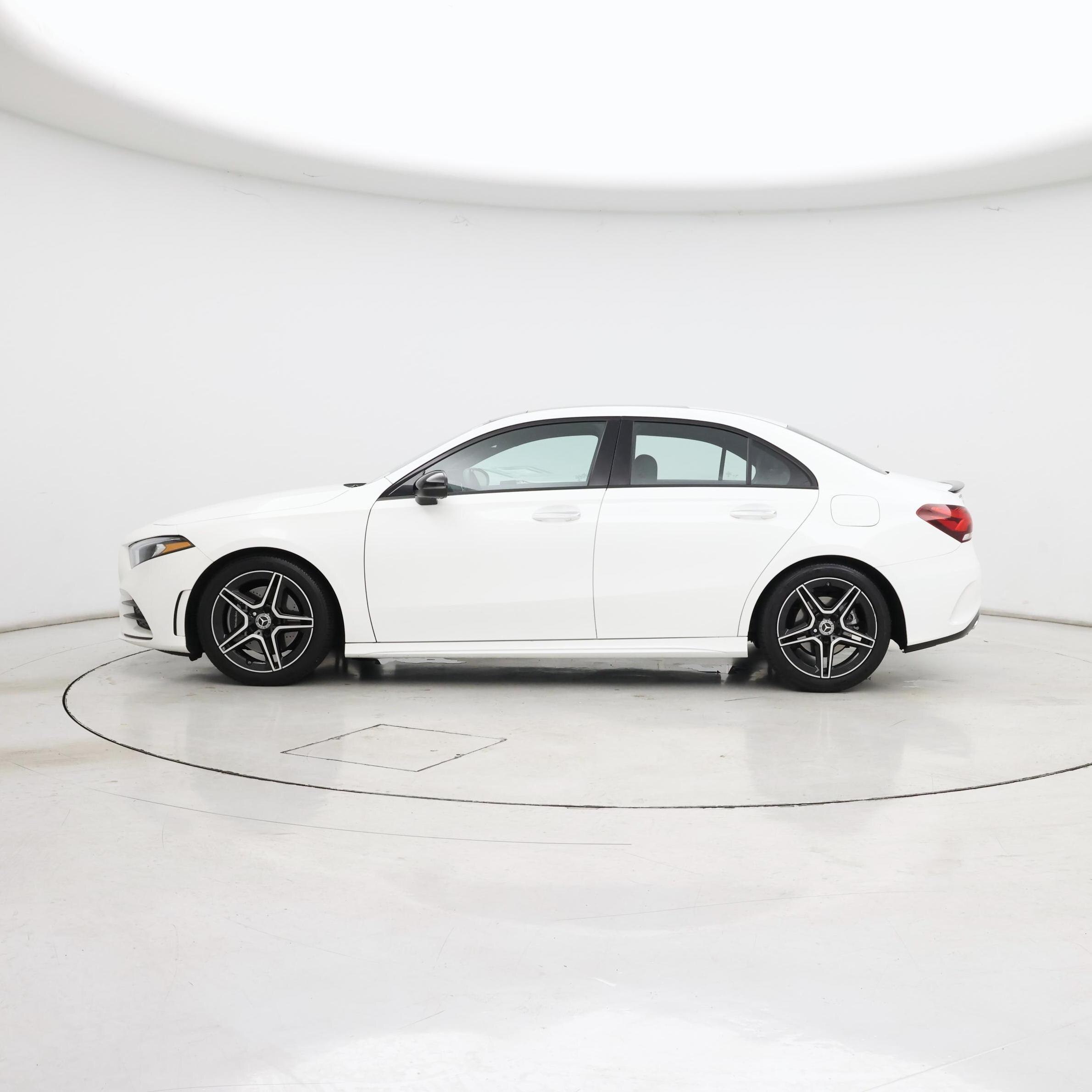 Thumbnail: 2019 Mercedes-Benz A-Class - 3