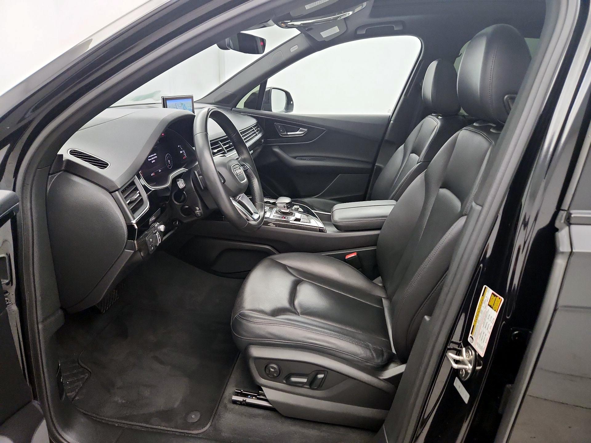 Thumbnail: 2019 Audi Q7 - 11