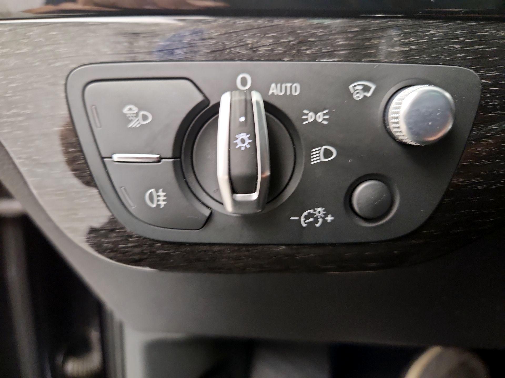 Thumbnail: 2019 Audi Q7 - 13