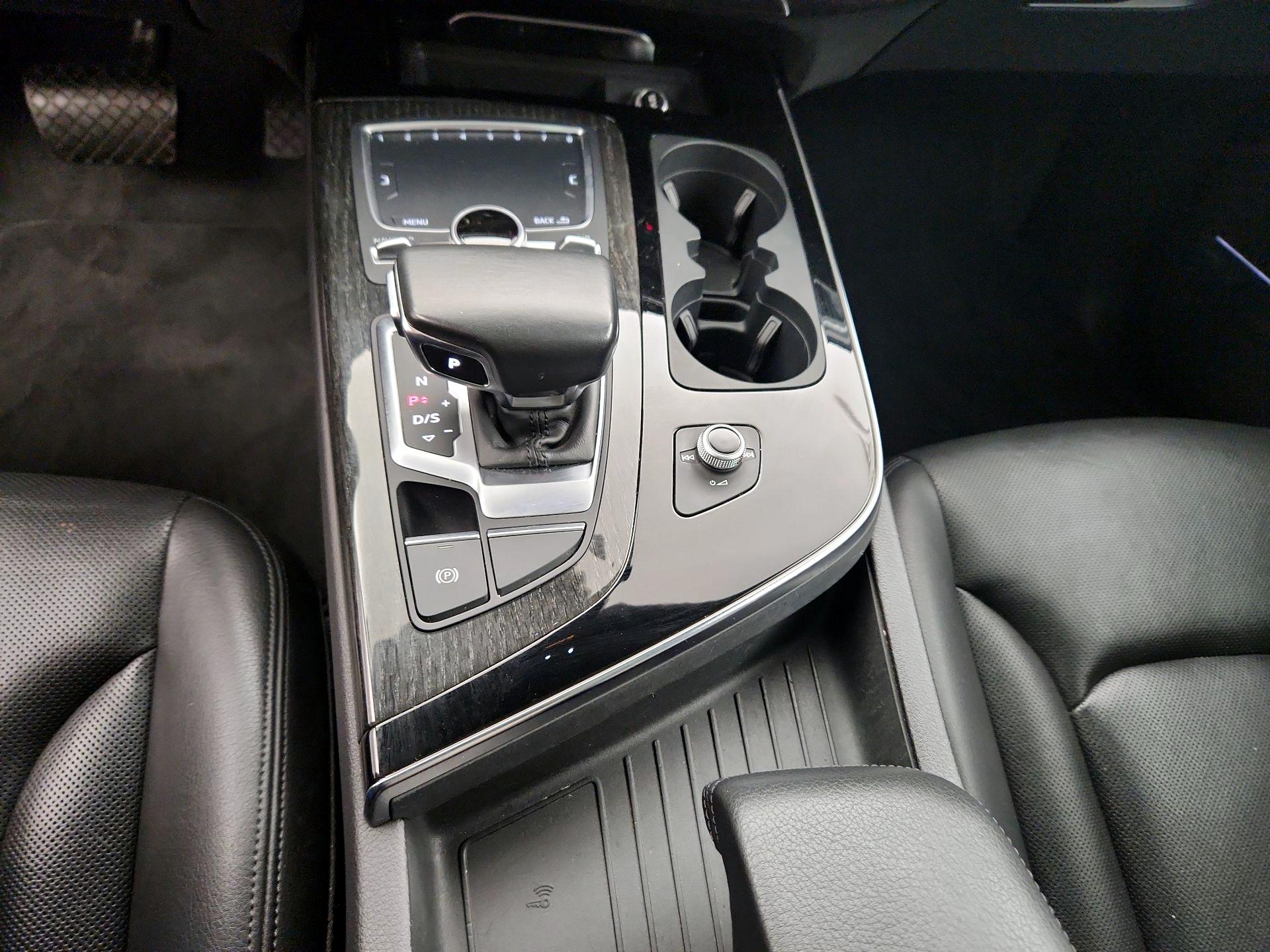 Thumbnail: 2019 Audi Q7 - 18