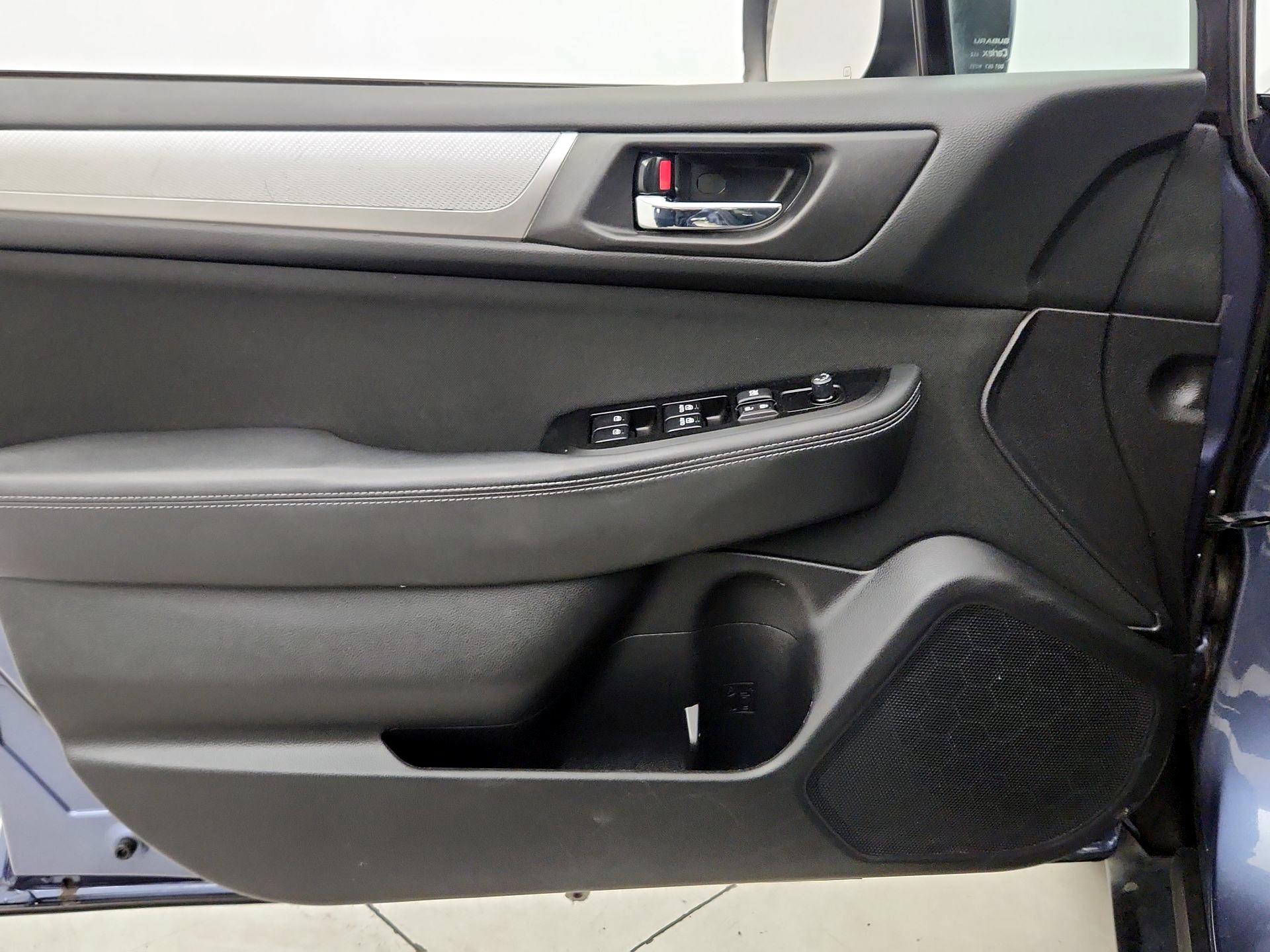 Thumbnail: 2018 Subaru Outback - 12